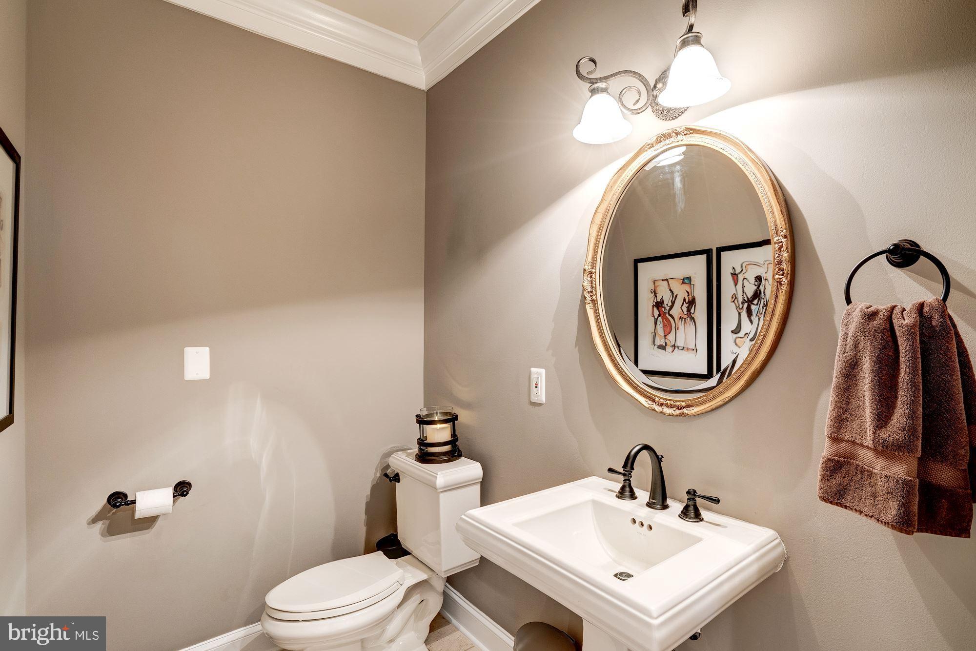 THE ENGLISH HILLS - Residential