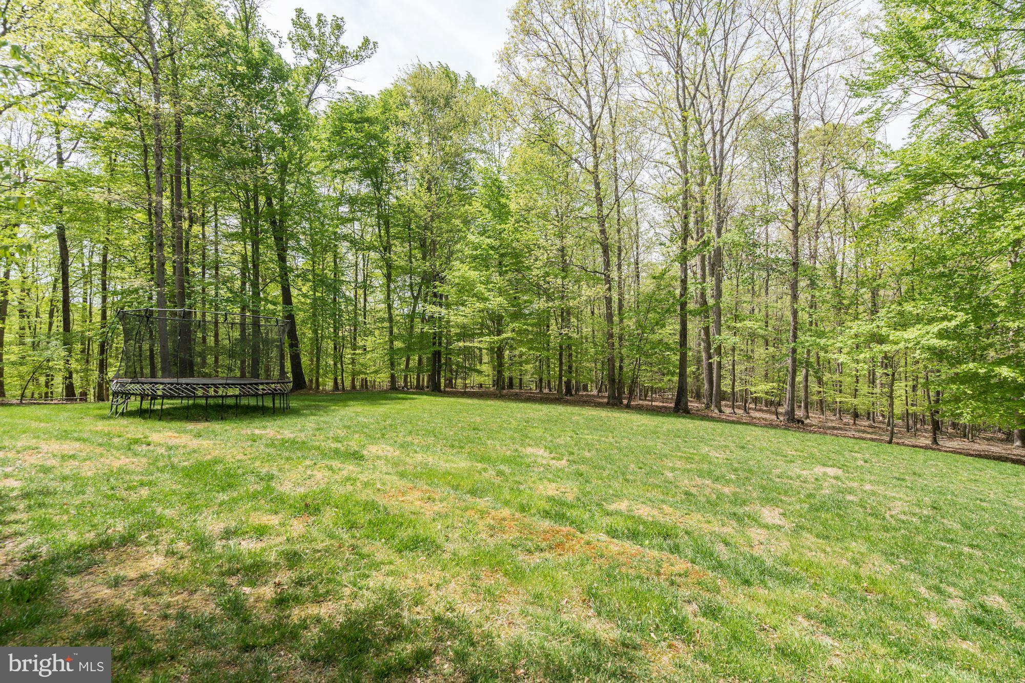 THE ENGLISH HILLS - Residential