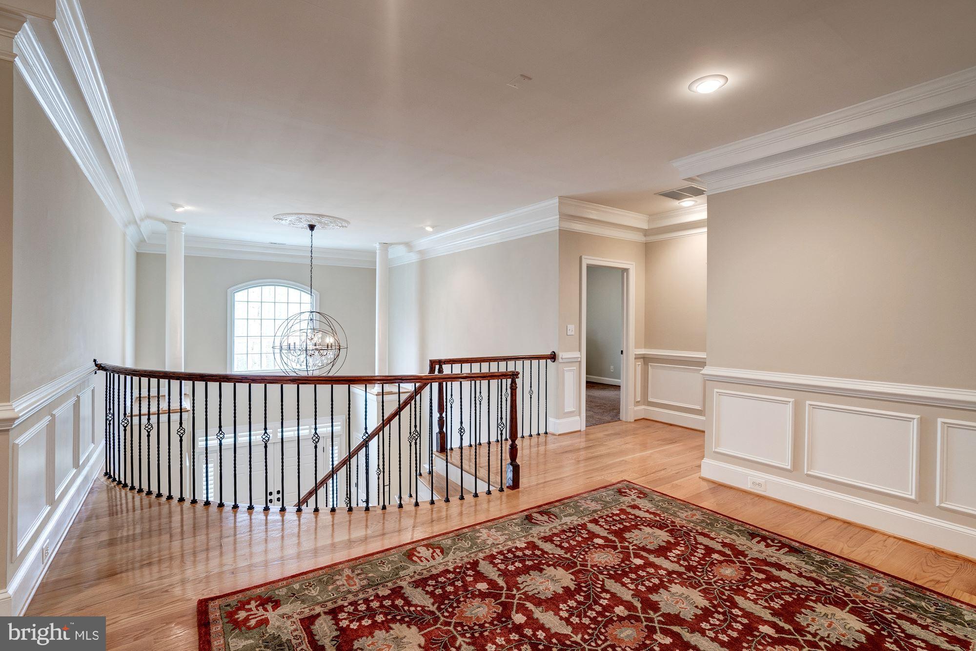 THE ENGLISH HILLS - Residential