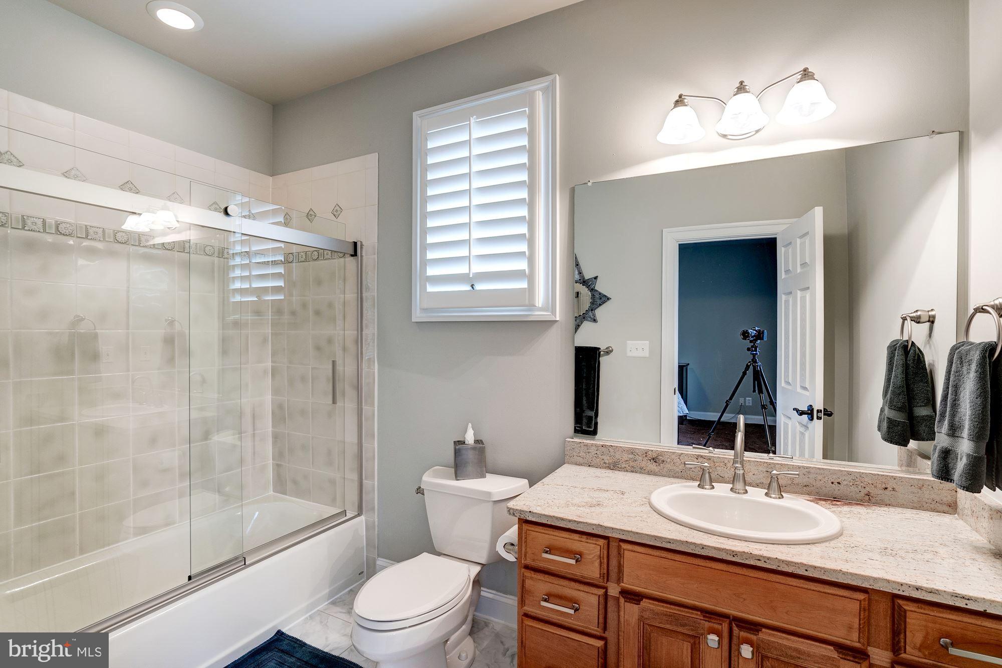 THE ENGLISH HILLS - Residential