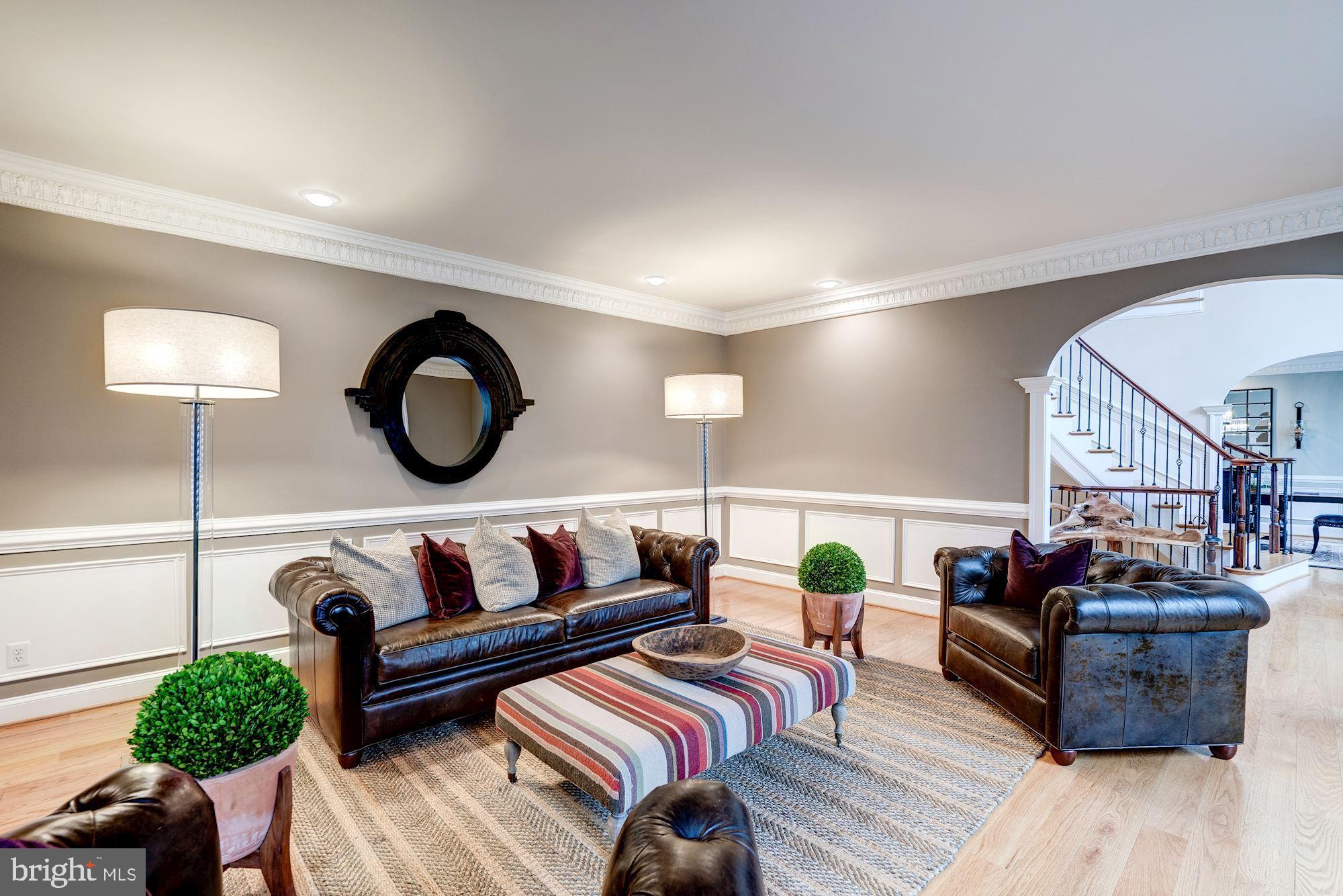 THE ENGLISH HILLS - Residential