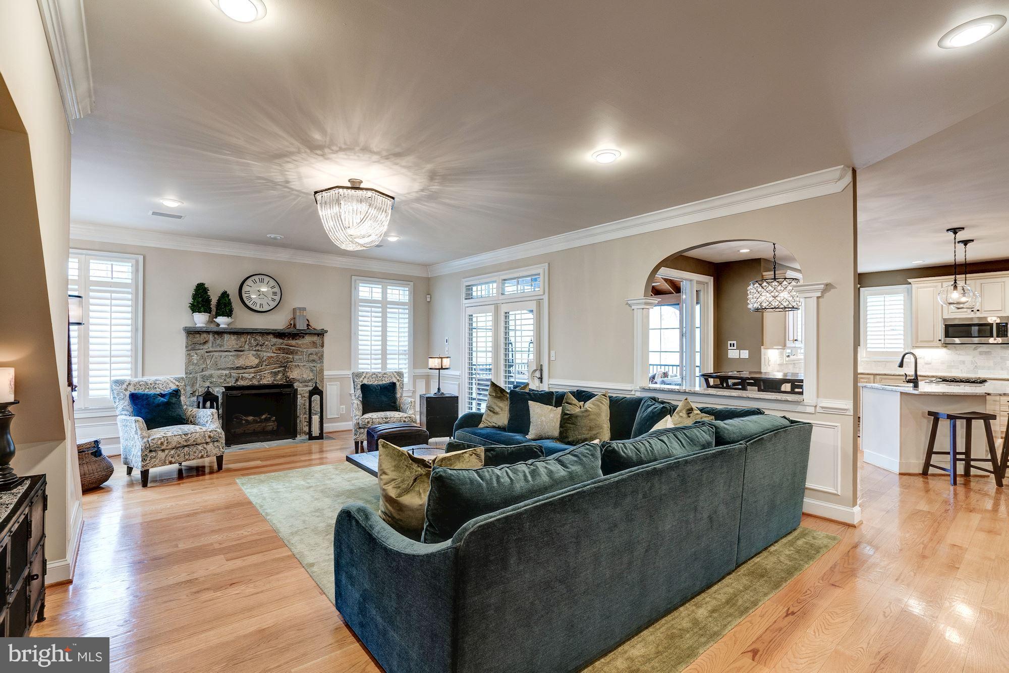 THE ENGLISH HILLS - Residential