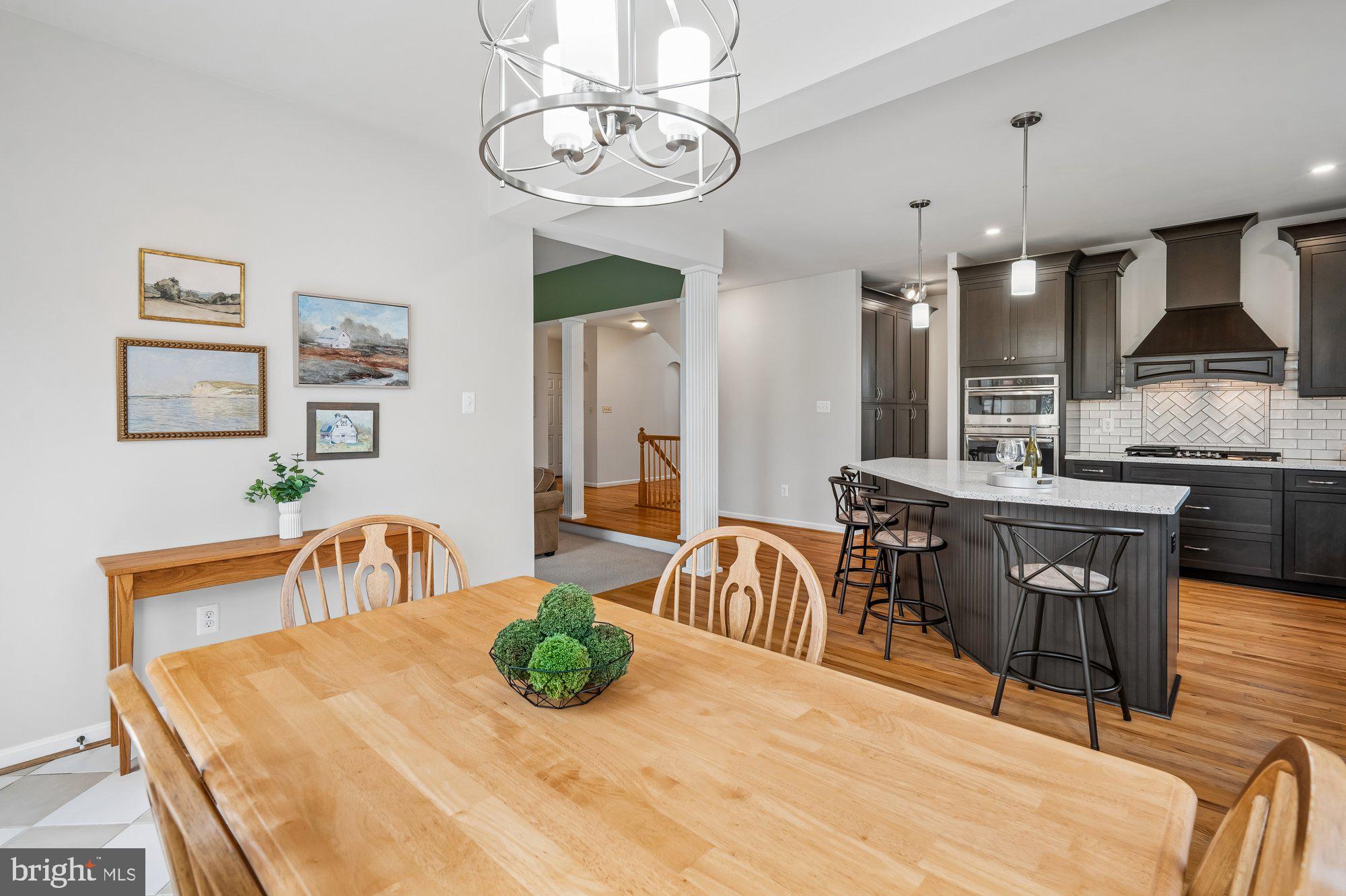 LYNDWOOD MANOR - Residential