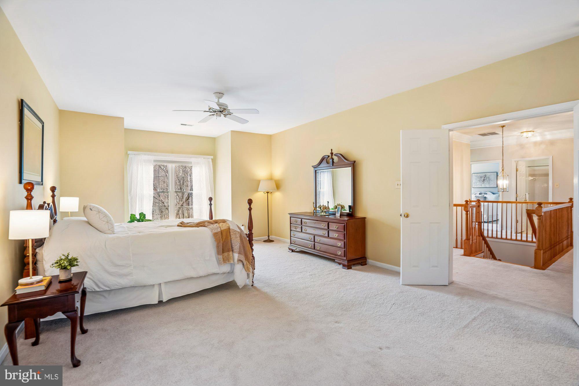 LYNDWOOD MANOR - Residential