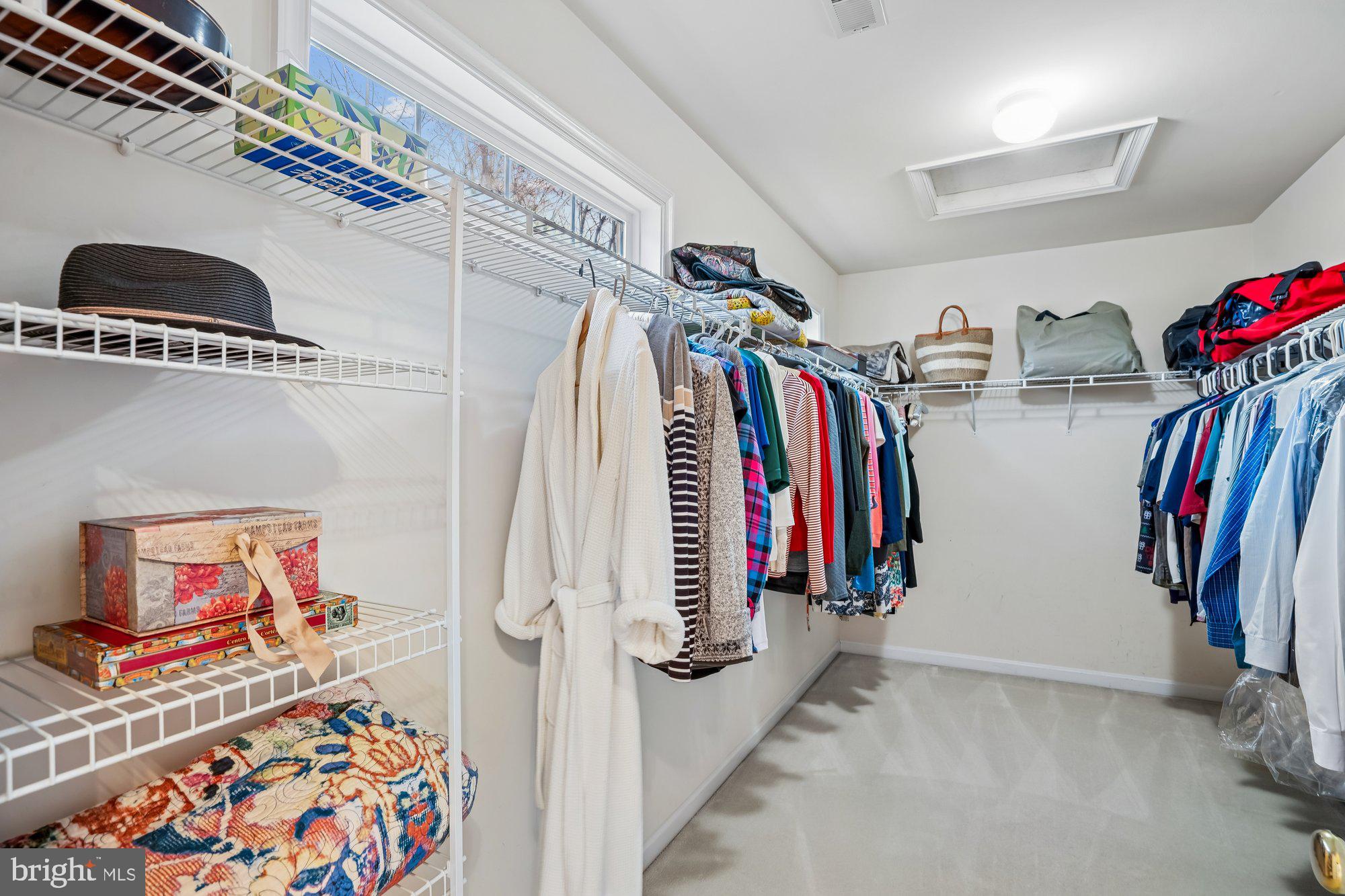 LYNDWOOD MANOR - Residential