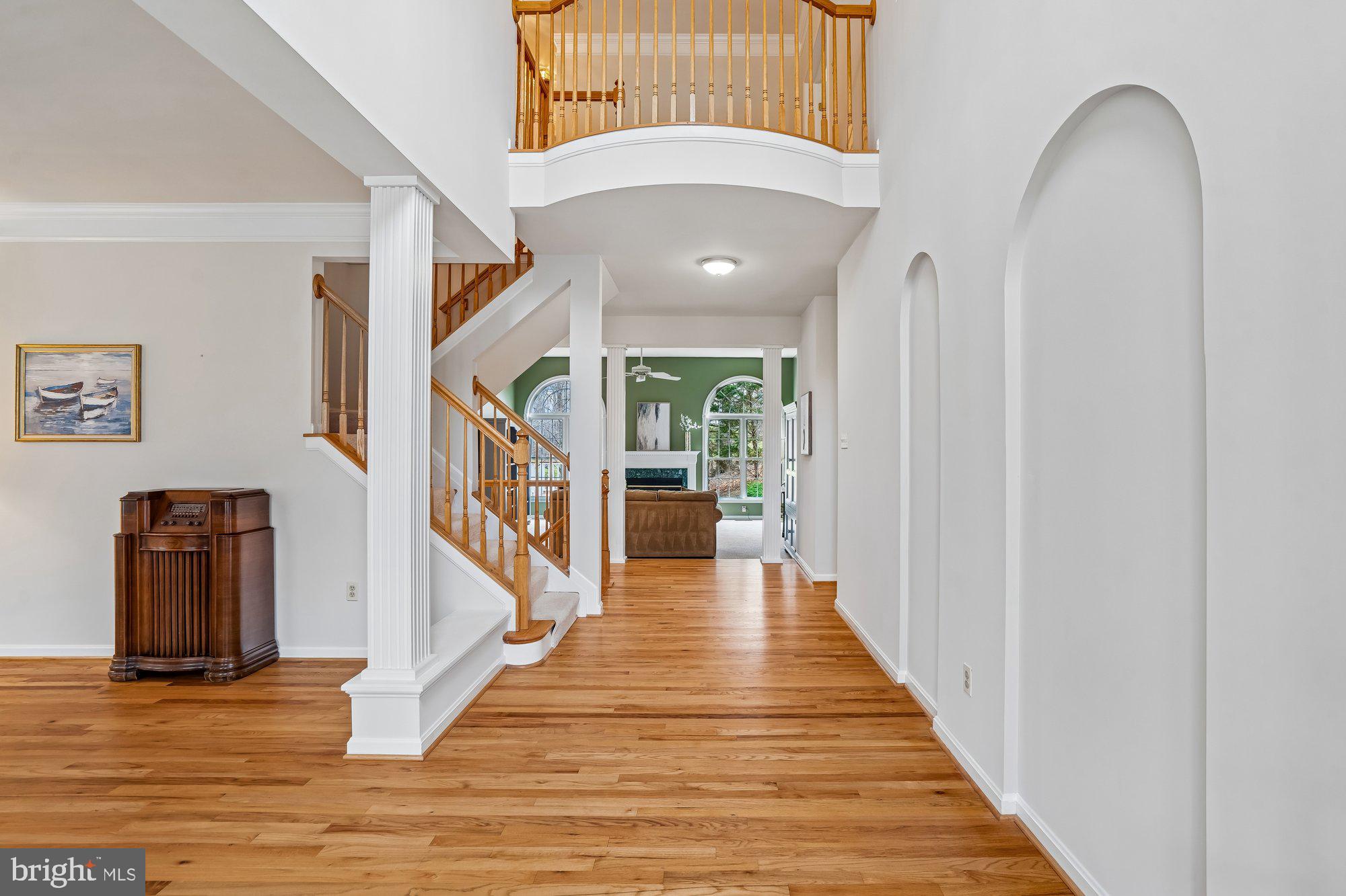 LYNDWOOD MANOR - Residential