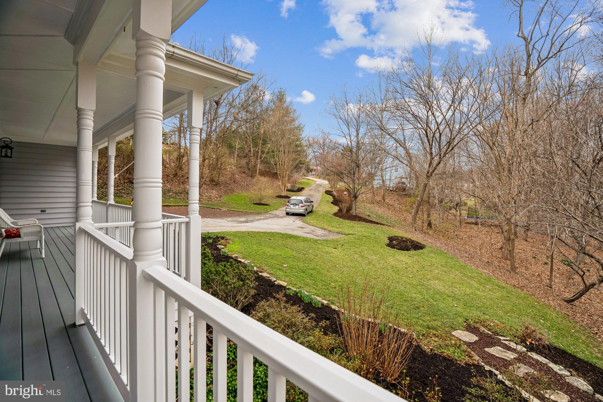 LYNDWOOD MANOR - Residential