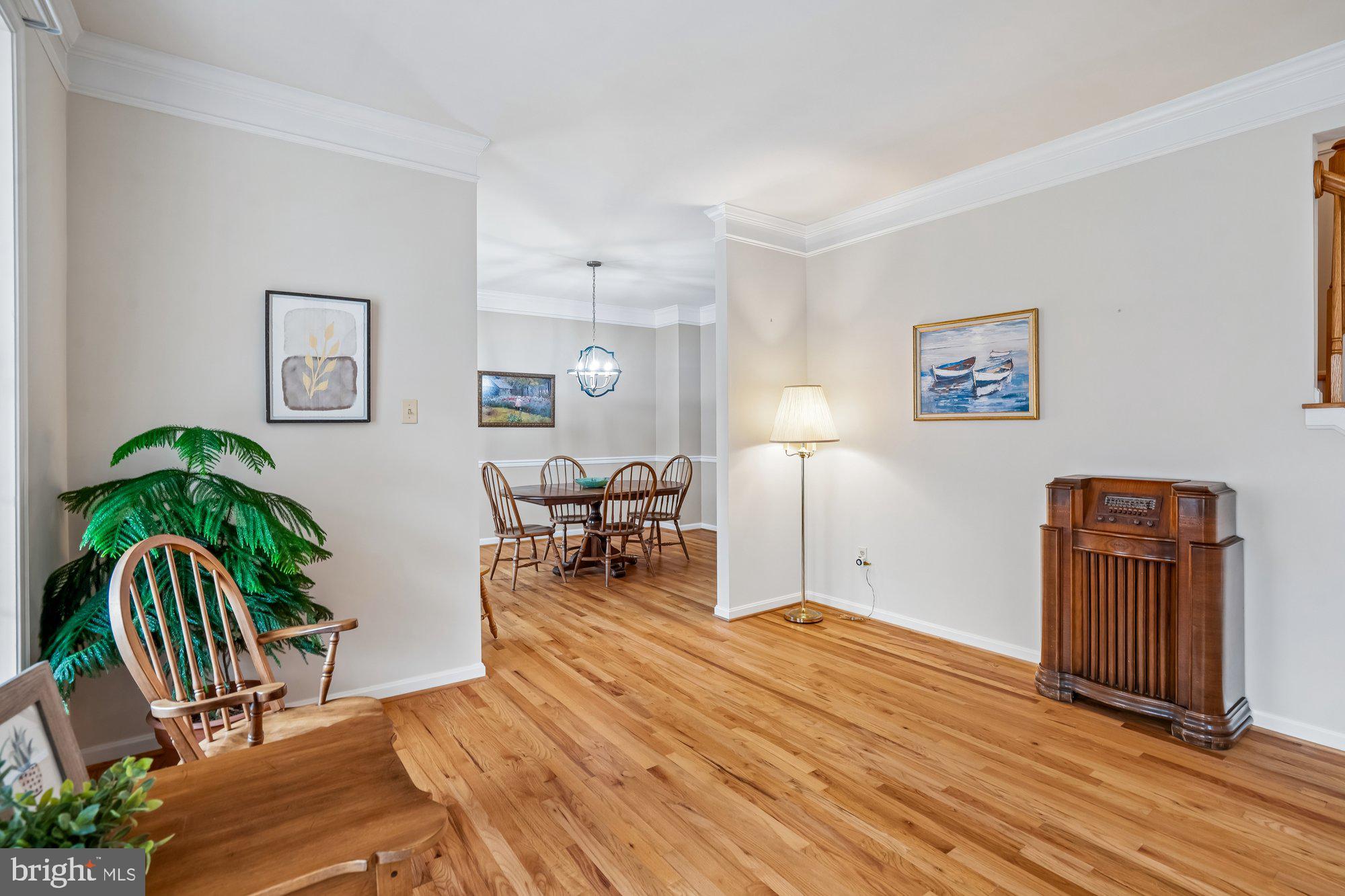 LYNDWOOD MANOR - Residential