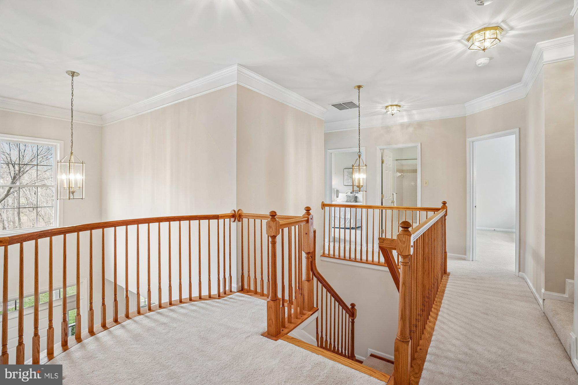 LYNDWOOD MANOR - Residential