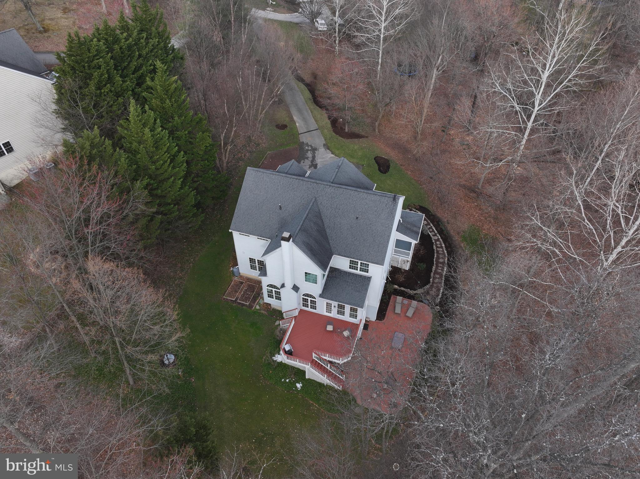 LYNDWOOD MANOR - Residential