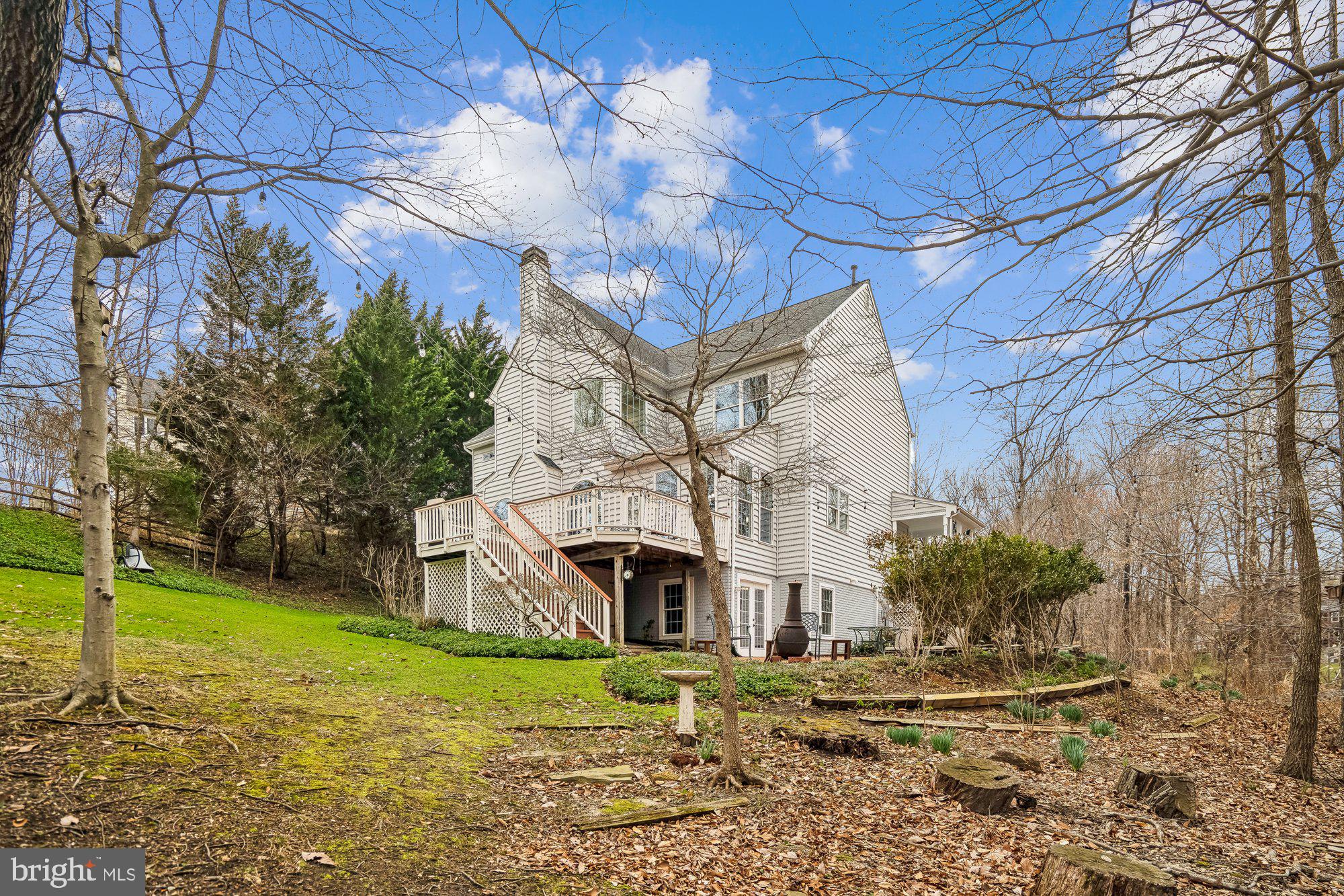 LYNDWOOD MANOR - Residential