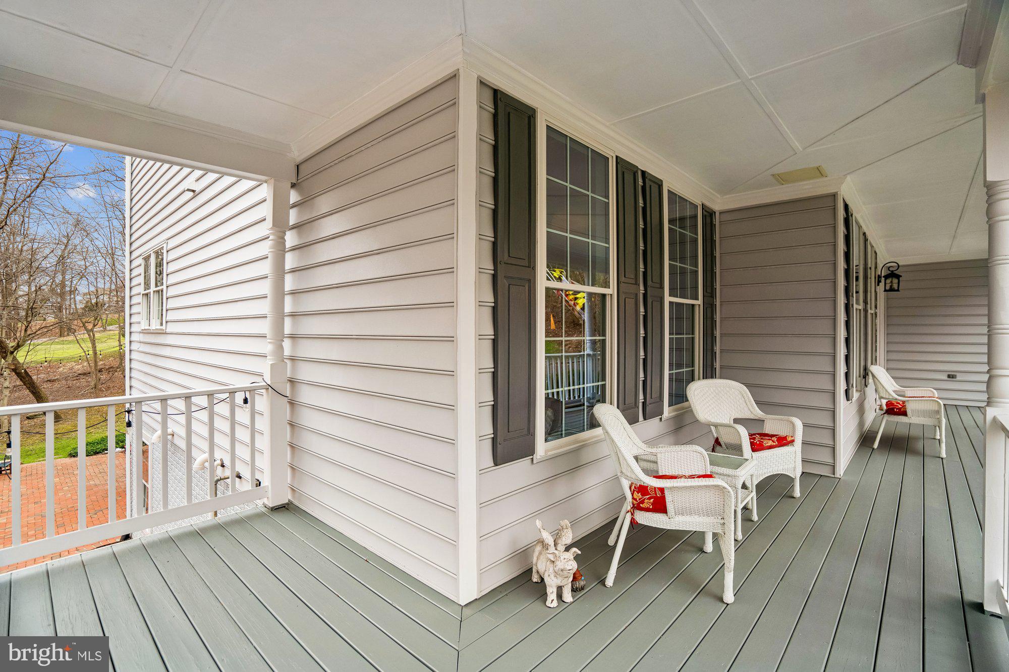 LYNDWOOD MANOR - Residential