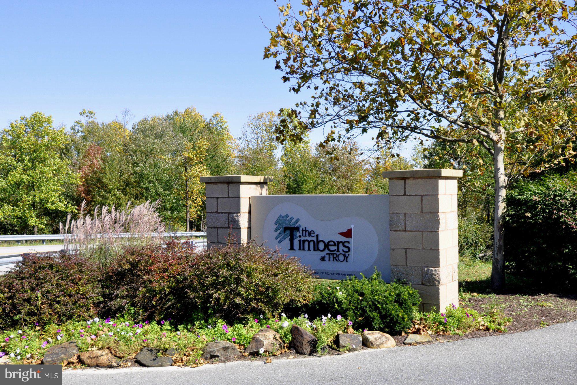 LYNDWOOD MANOR - Residential