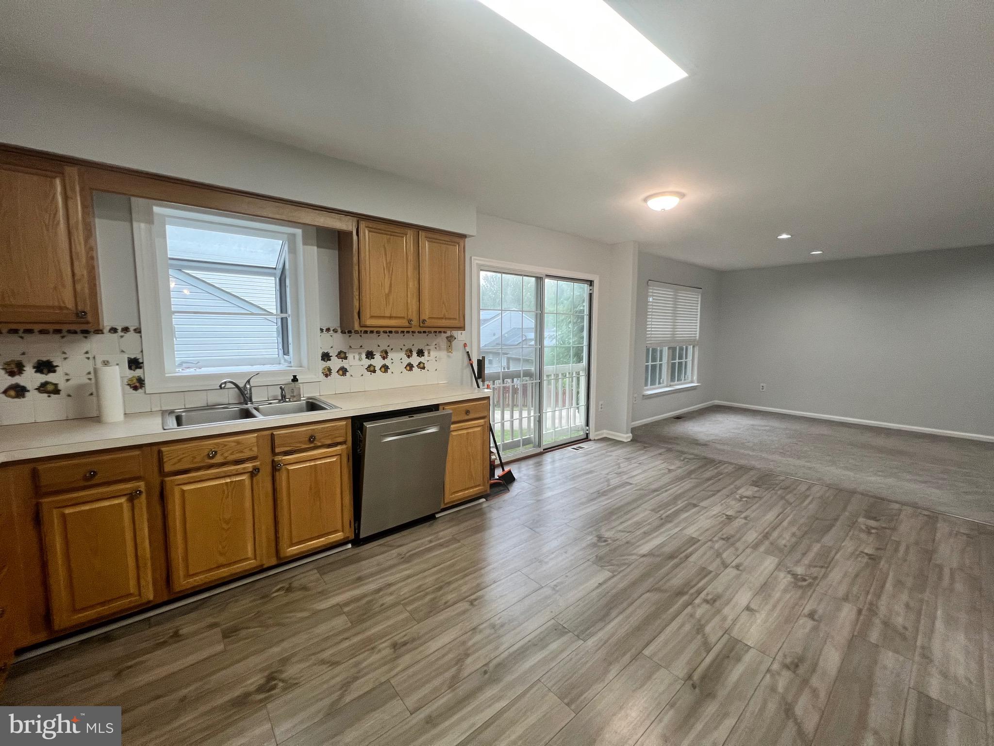 WHEATFIELD - Residential Lease