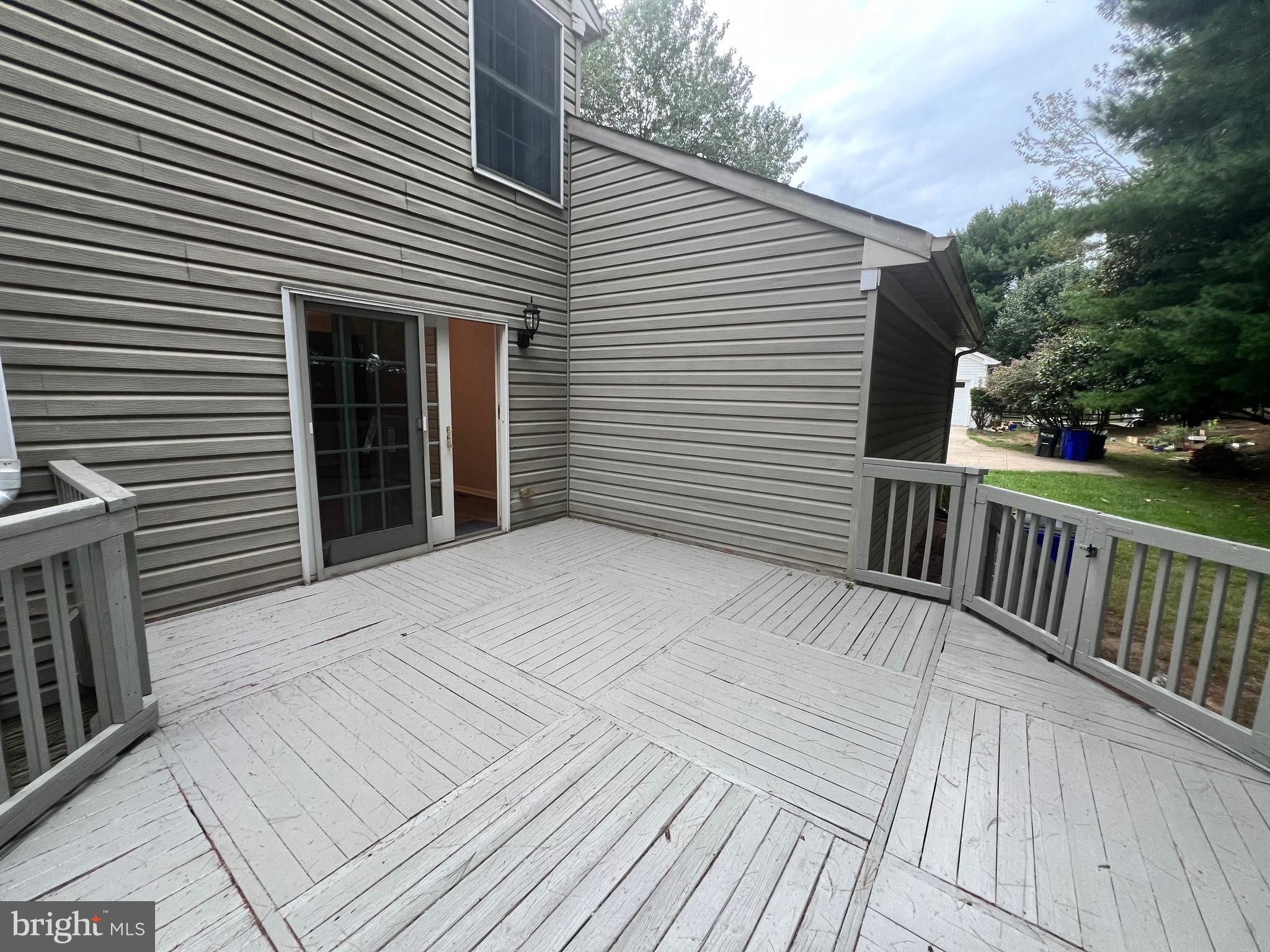 WHEATFIELD - Residential Lease