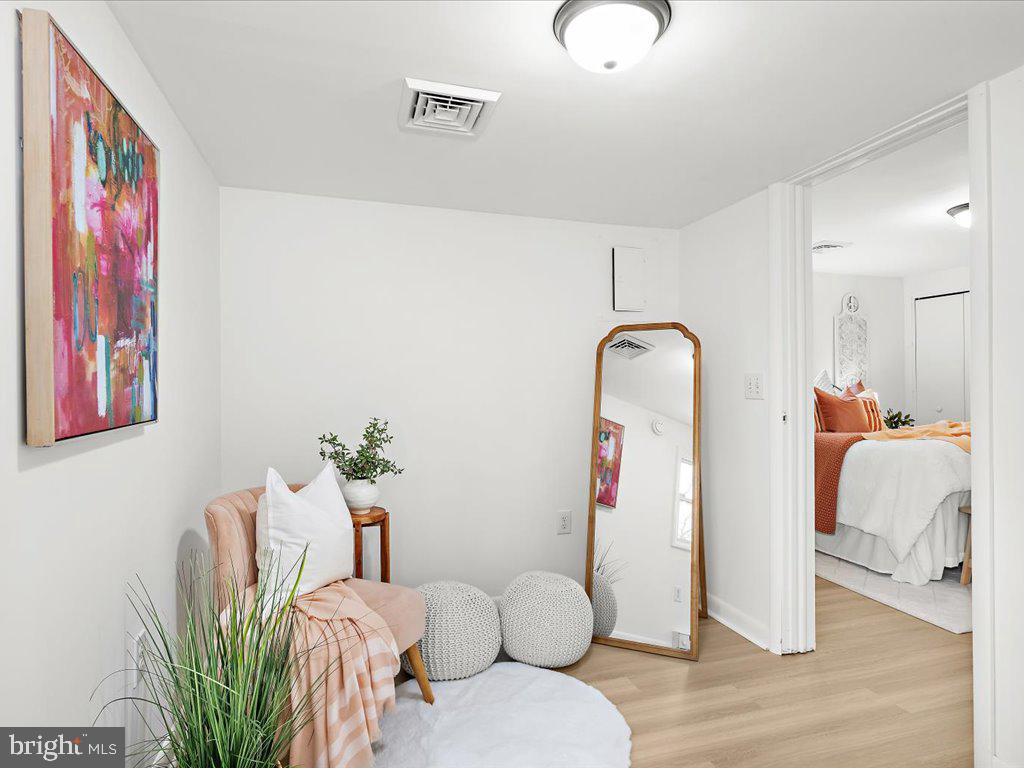 SWEETSER HEIGHTS - Residential