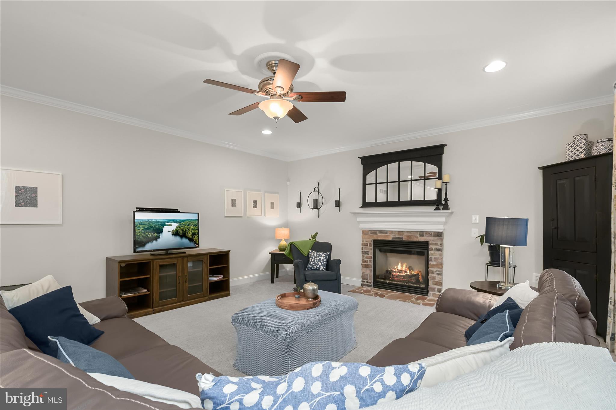 MORNING BROOK FARM - Residential