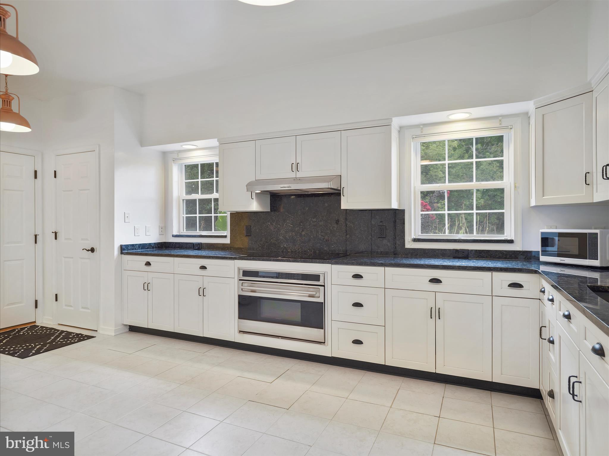 KEEDYSVILLE - Residential