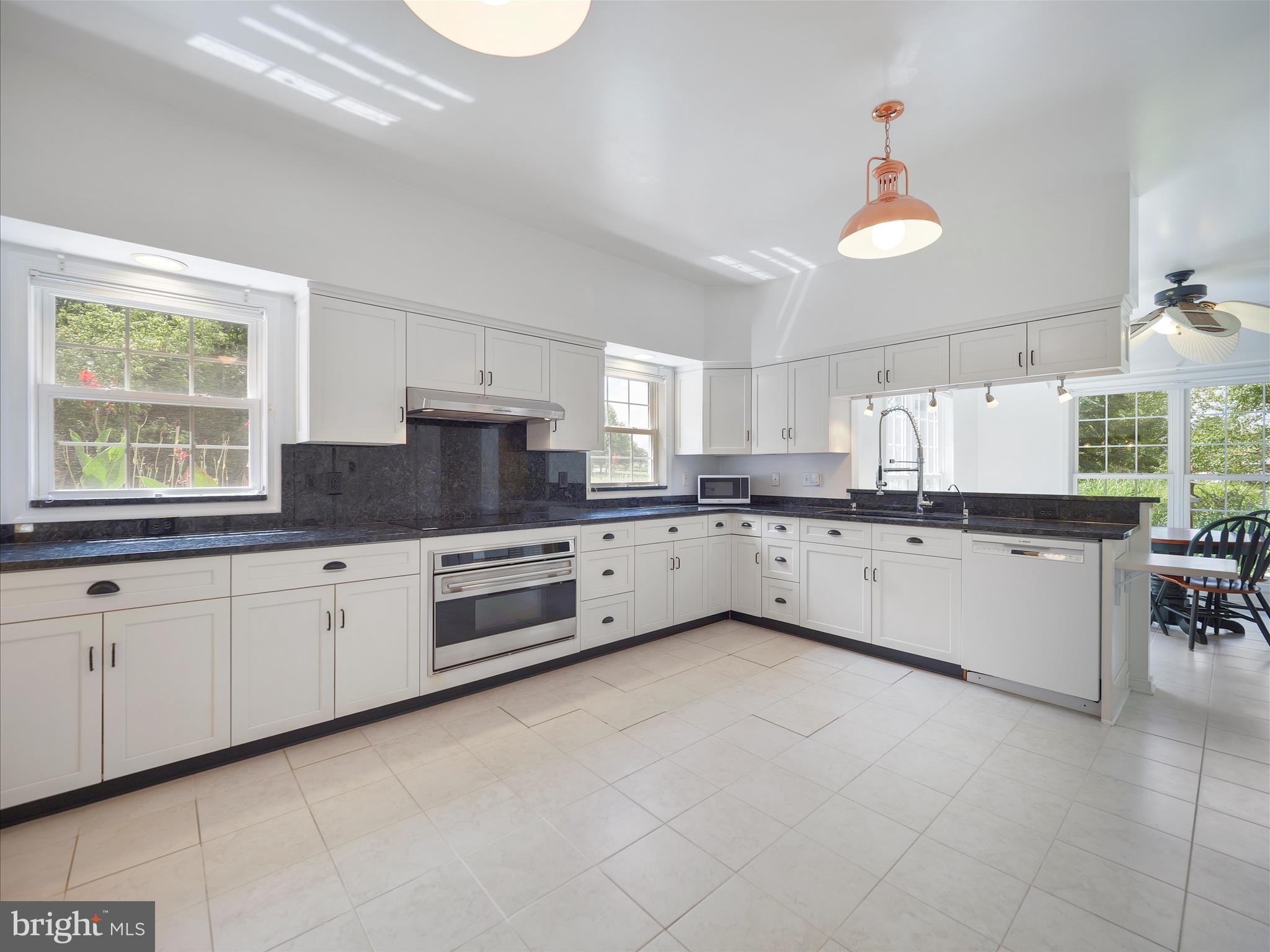 KEEDYSVILLE - Residential