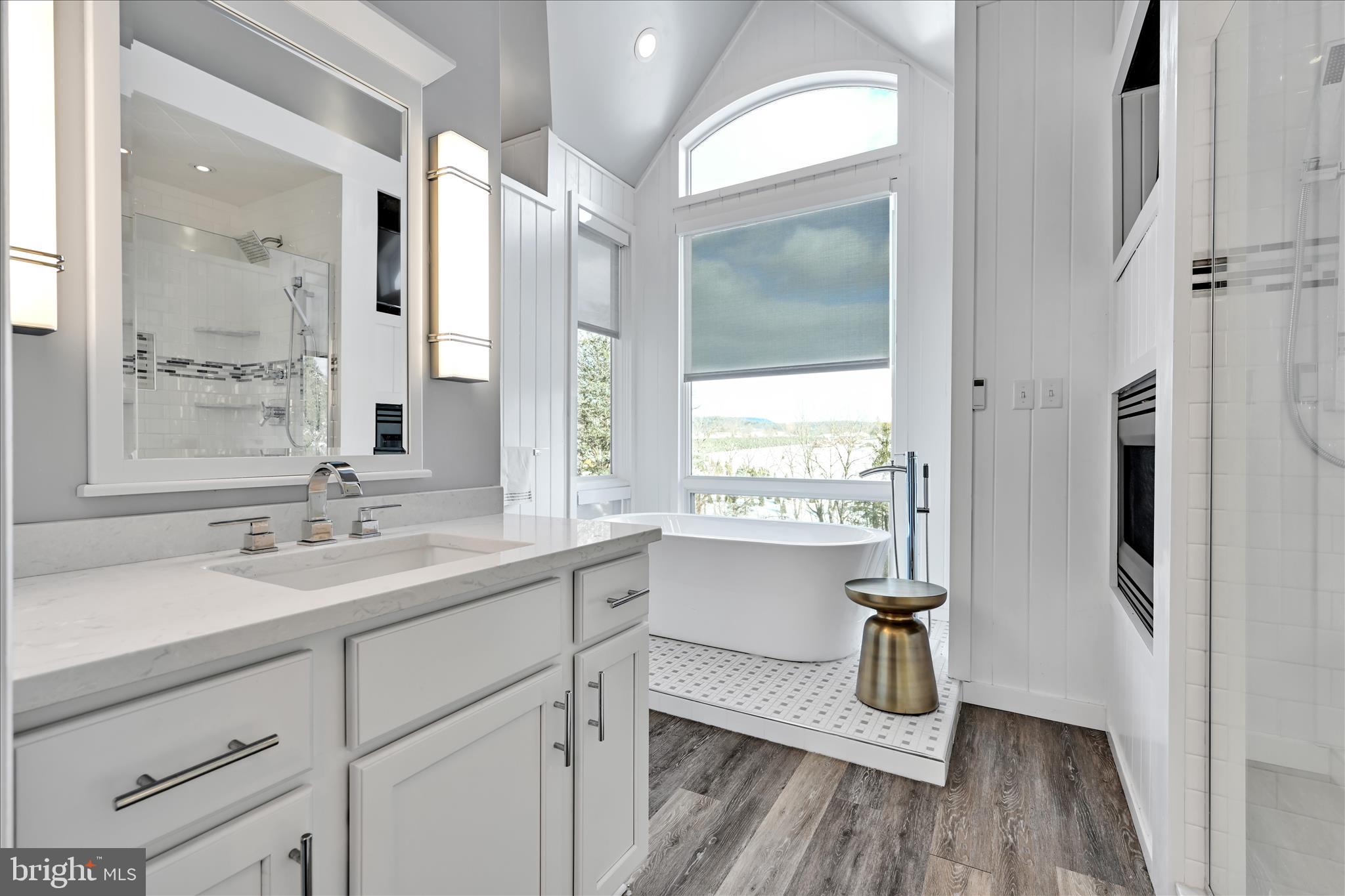 MCKEANS RIDGE - Residential