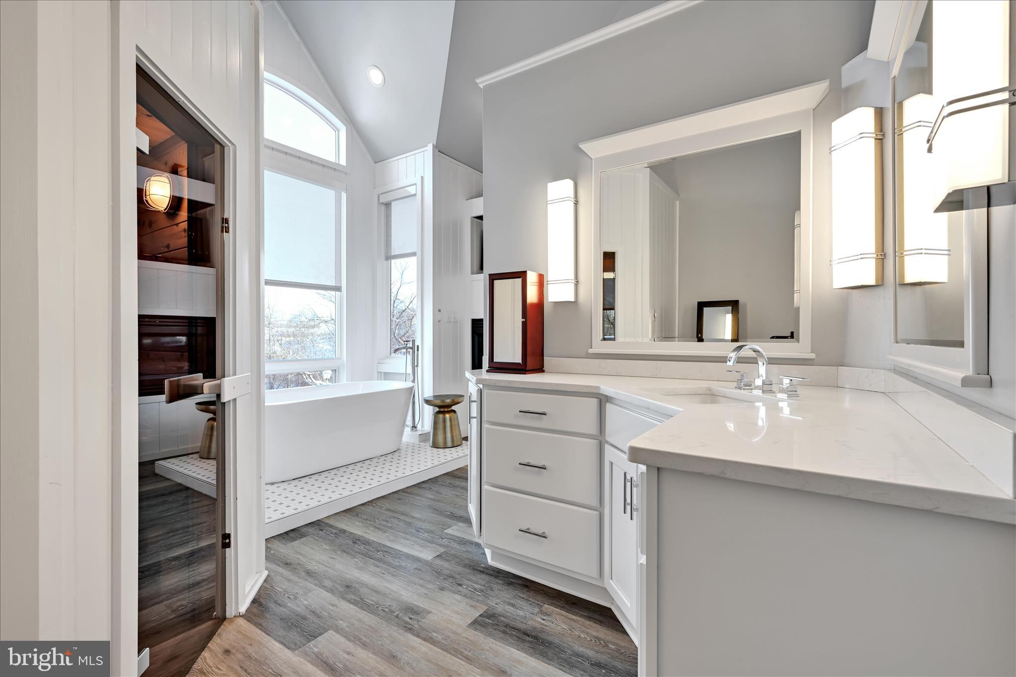 MCKEANS RIDGE - Residential