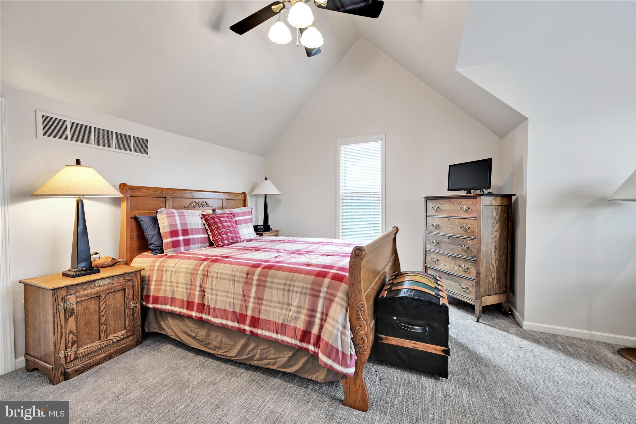 MCKEANS RIDGE - Residential