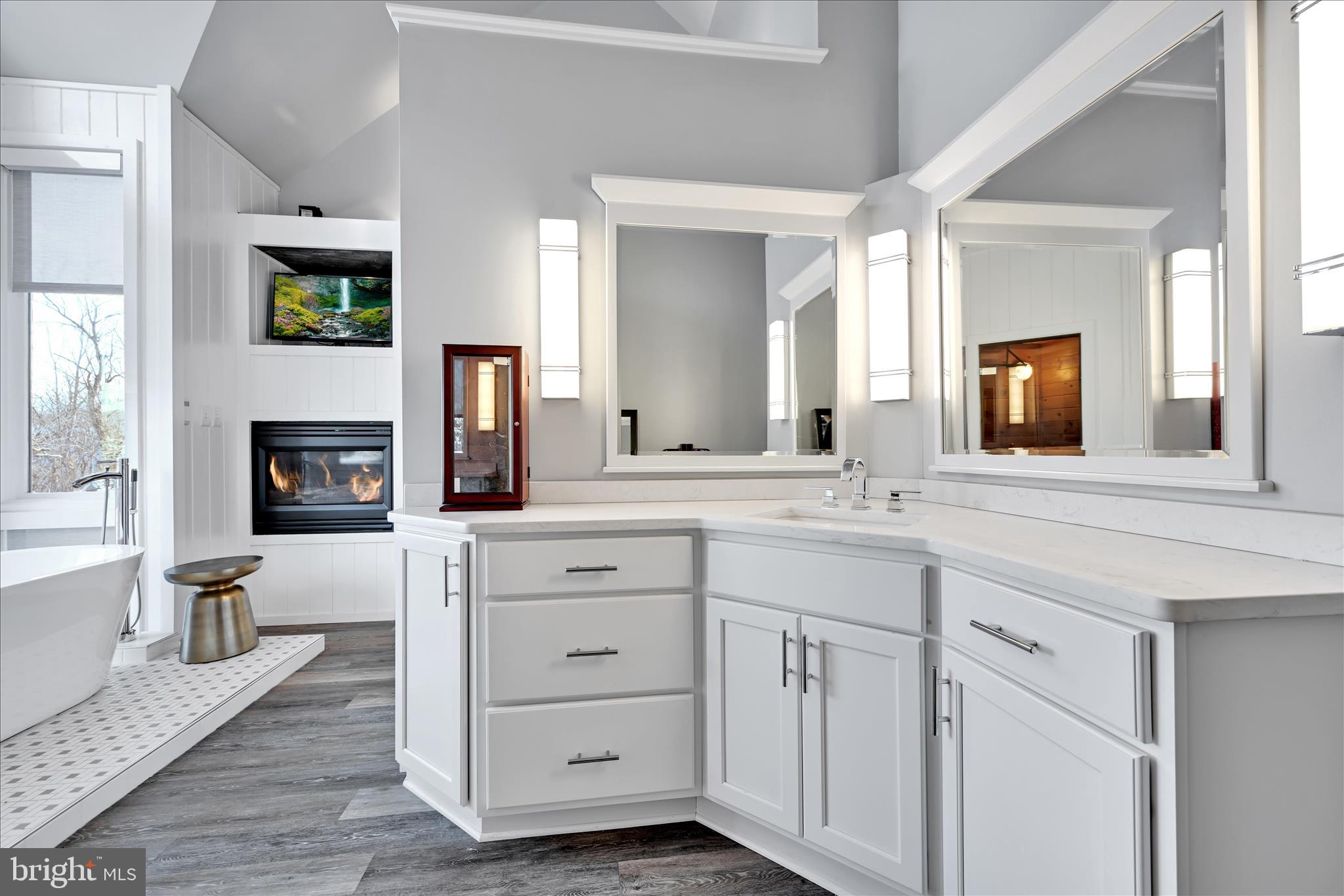 MCKEANS RIDGE - Residential