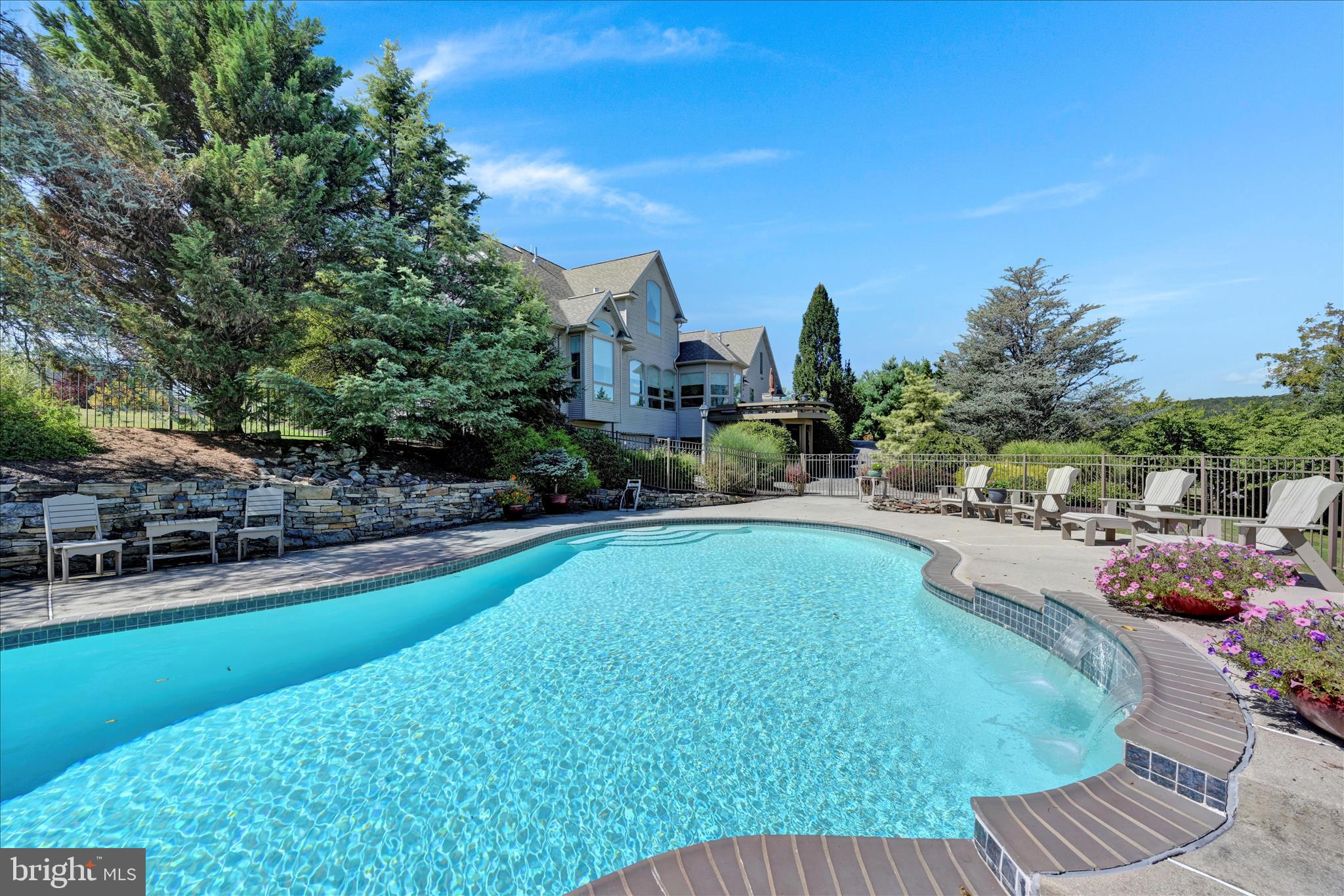 MCKEANS RIDGE - Residential