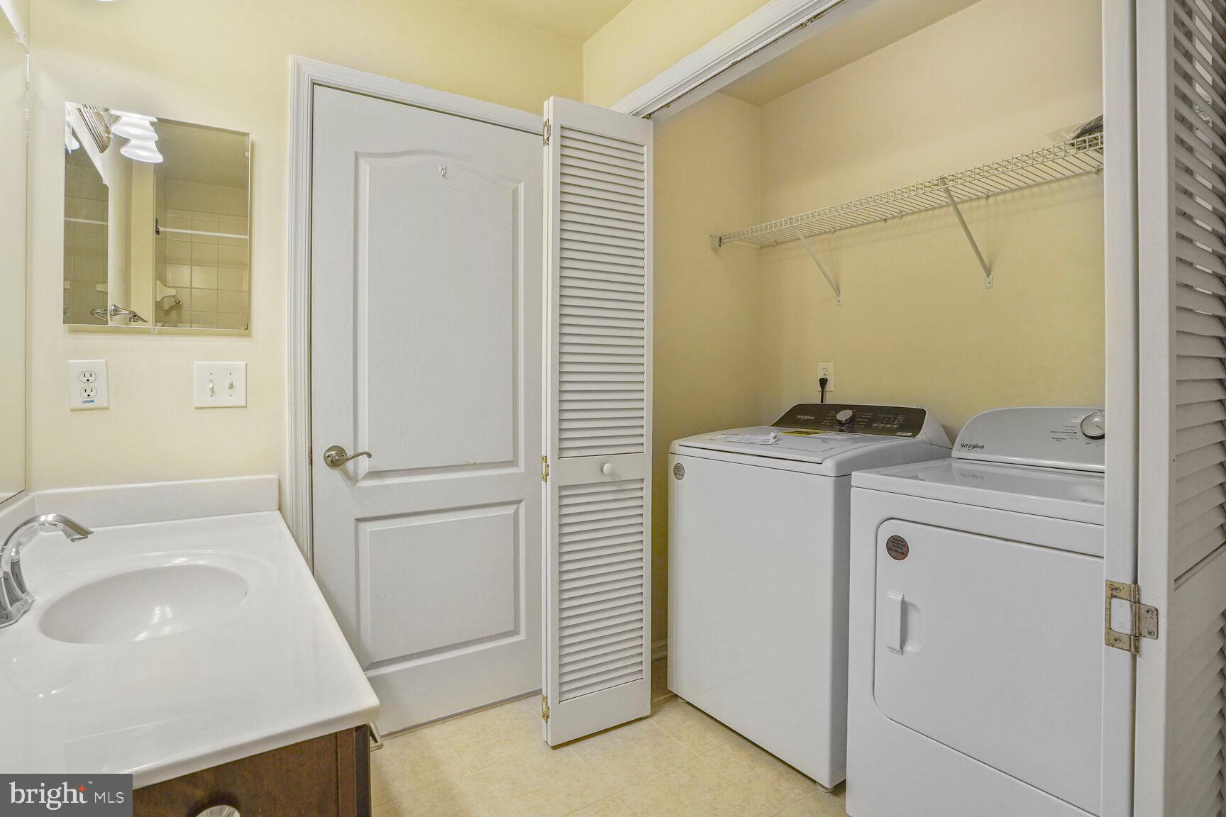 GOOSE CREEK VILLAGE NORTH - Residential Lease