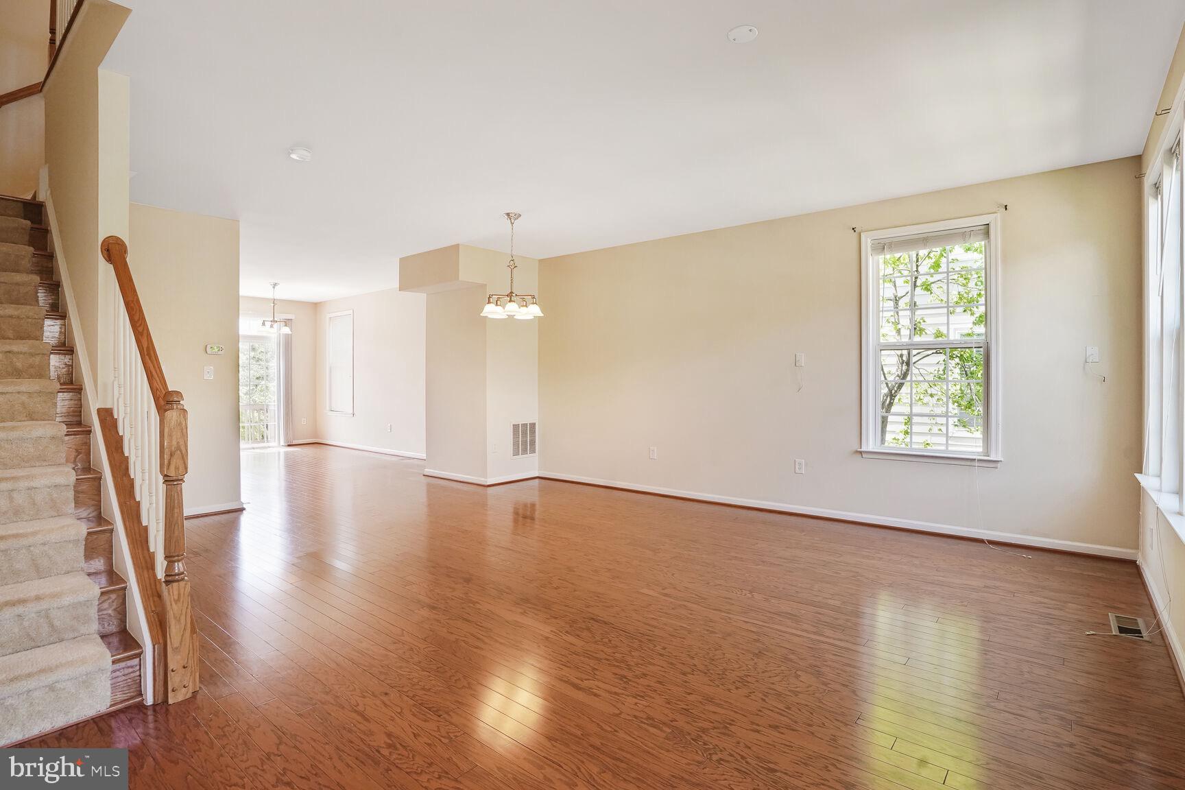 GOOSE CREEK VILLAGE NORTH - Residential Lease