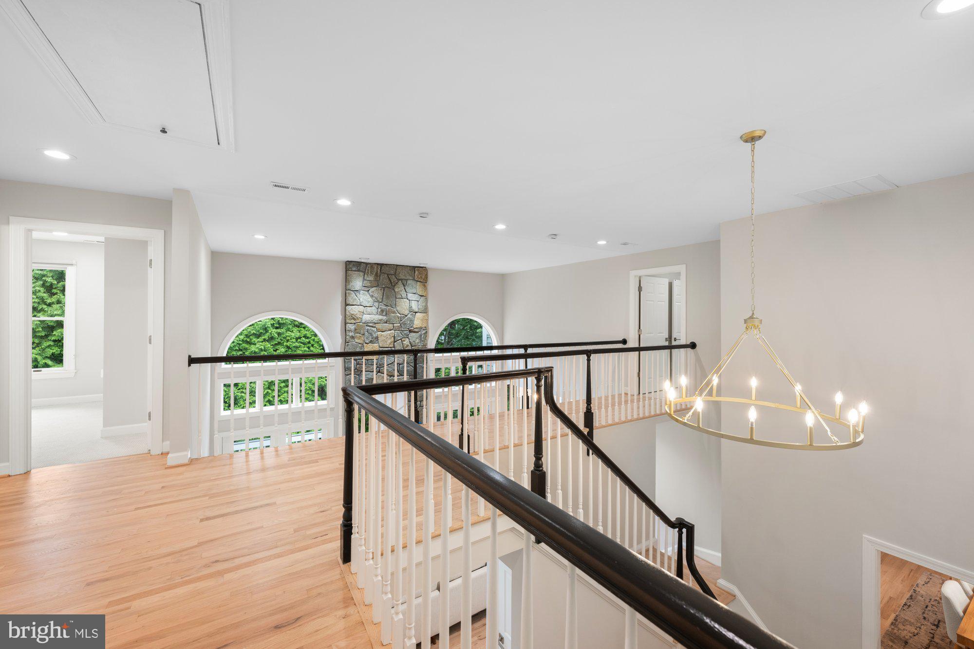 BEVERLY MANOR - Residential