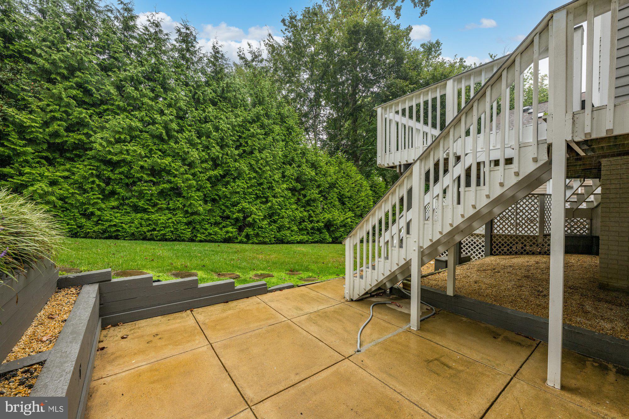 BEVERLY MANOR - Residential