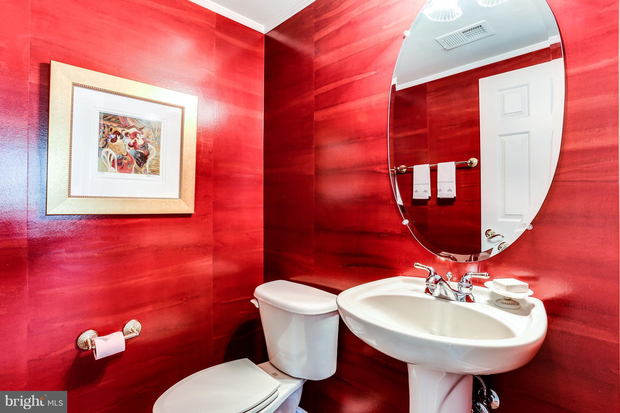 SOUTH RIVER COLONY - Residential