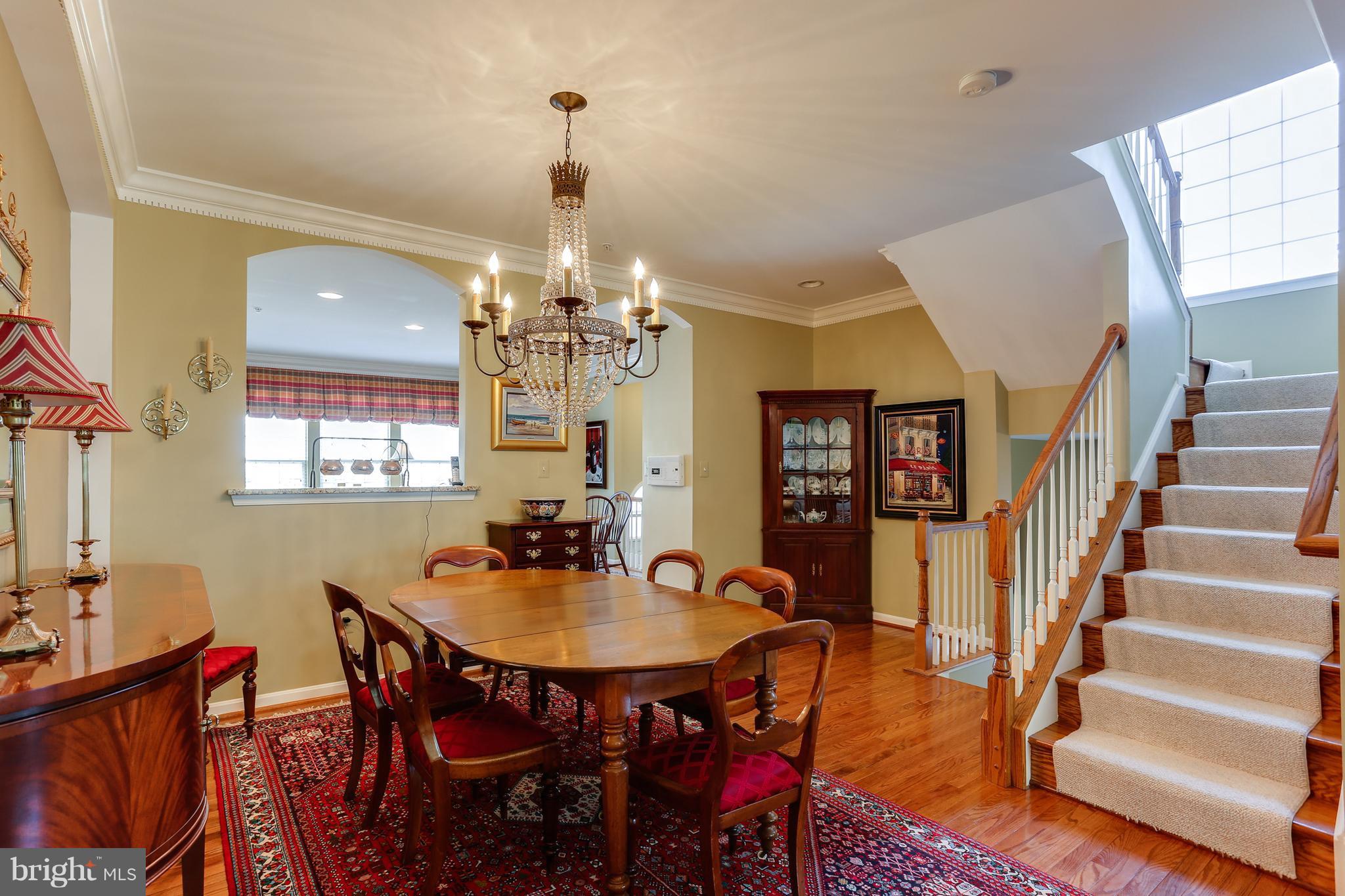 SOUTH RIVER COLONY - Residential