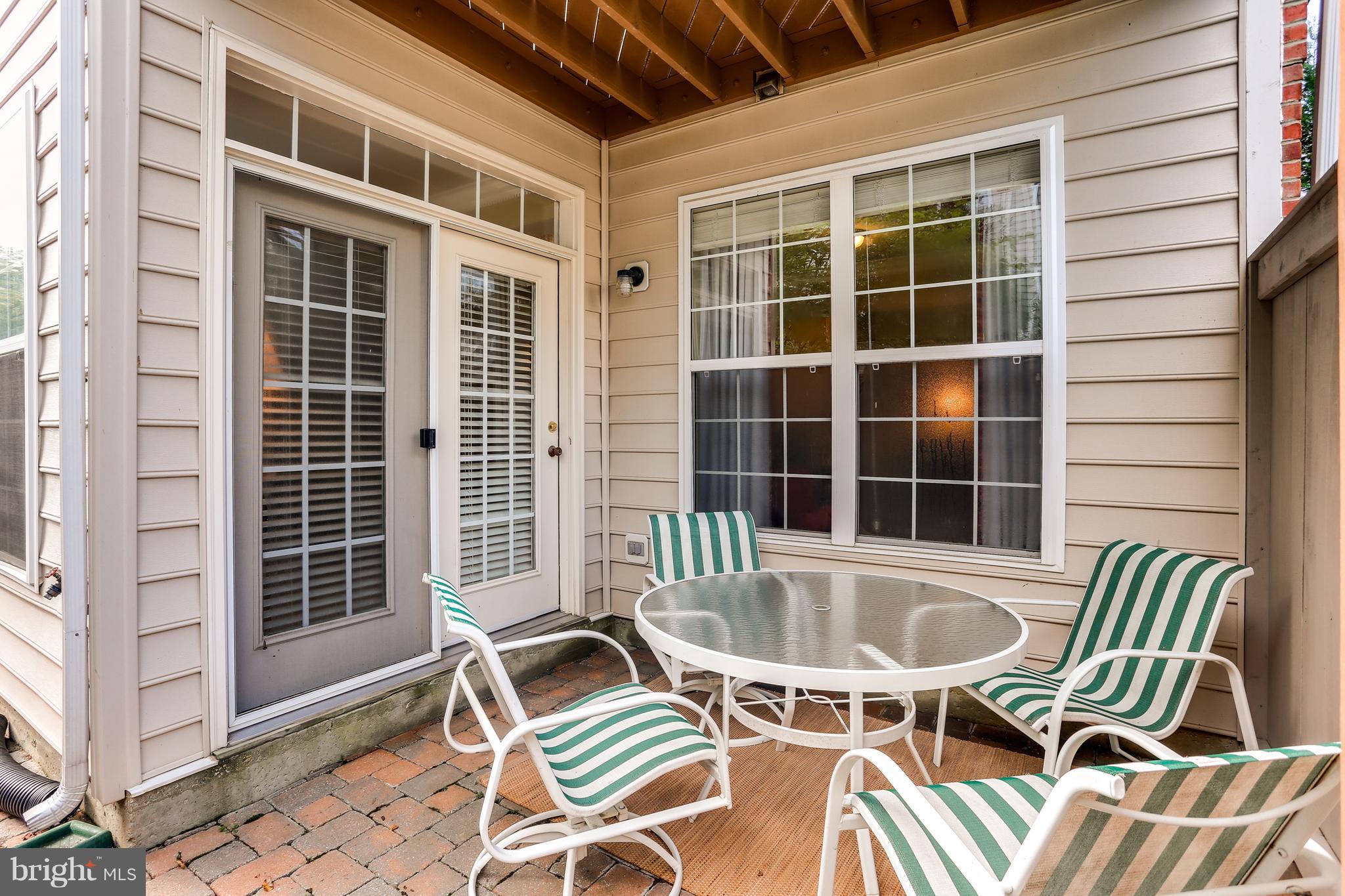 SOUTH RIVER COLONY - Residential