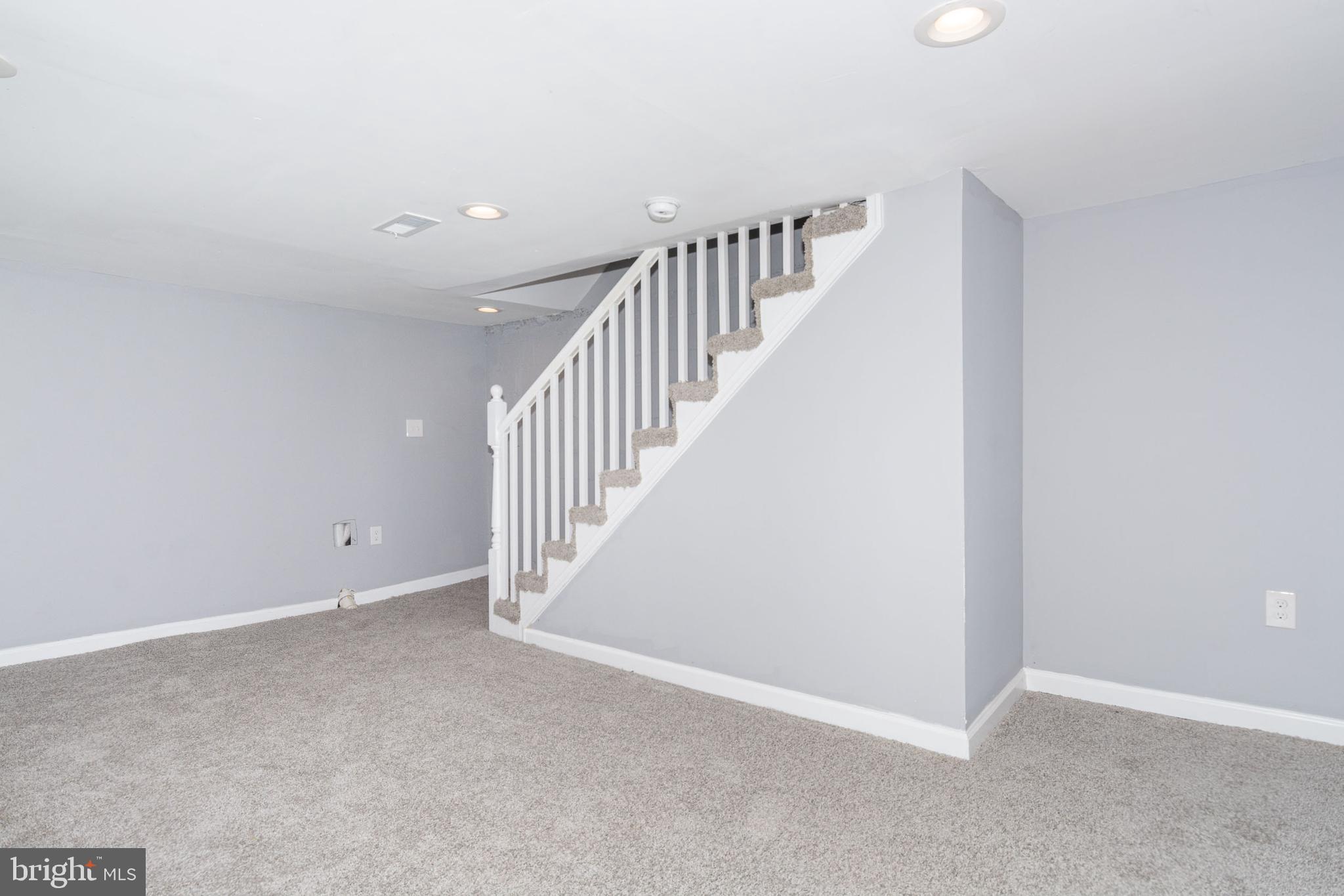 ARLINGTON - Residential