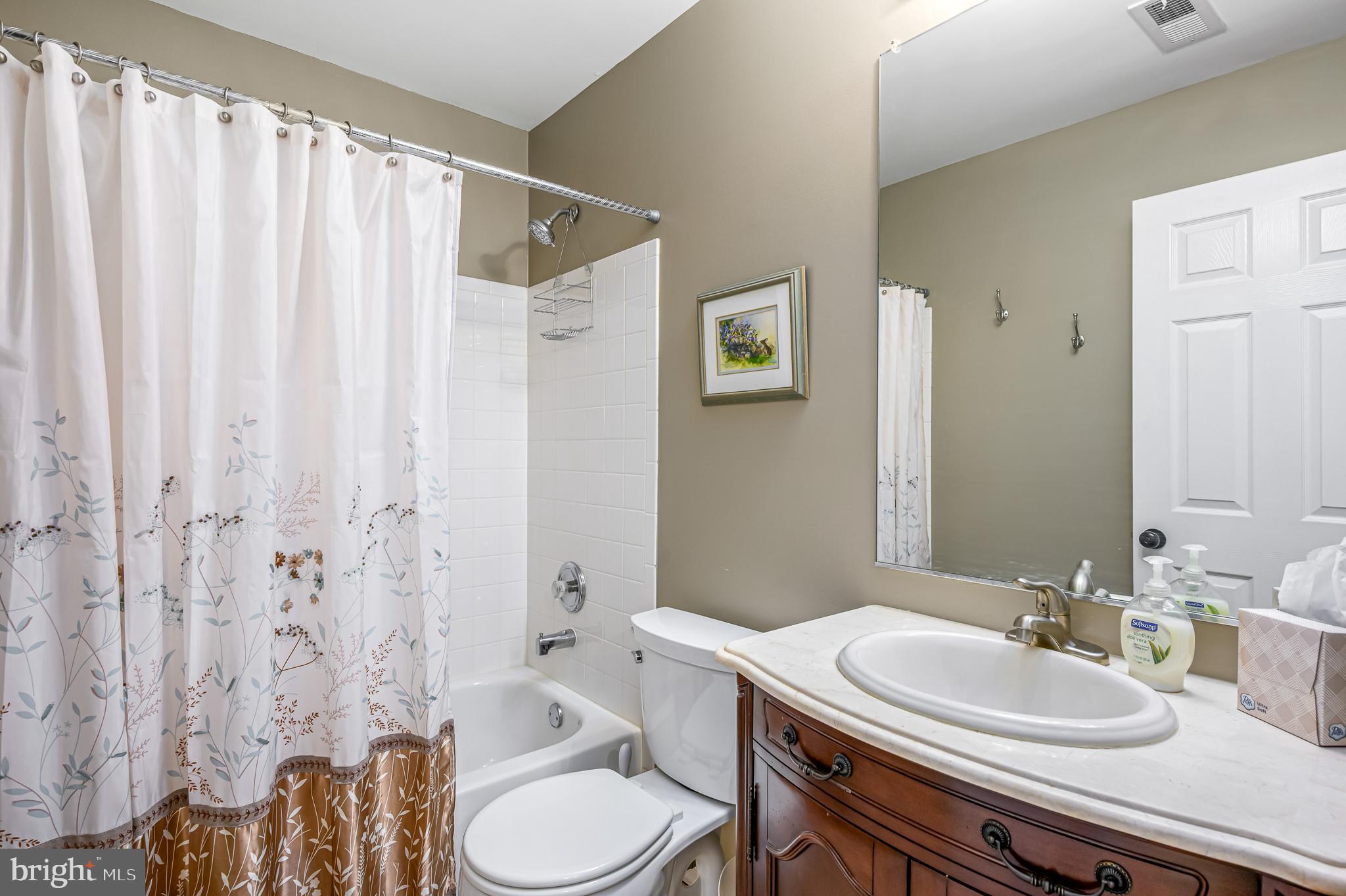 POTOMAC CROSSING - Residential