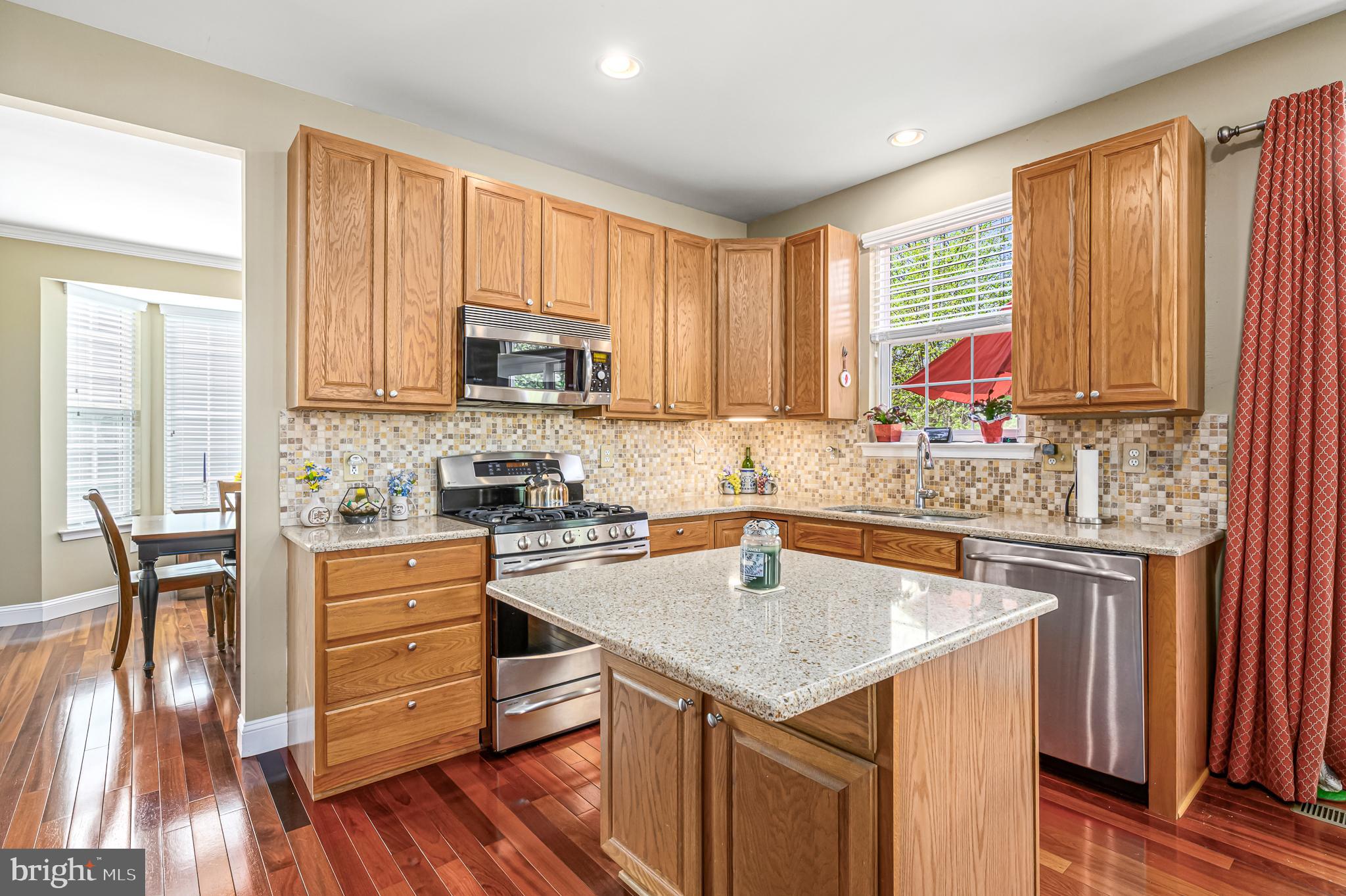 POTOMAC CROSSING - Residential