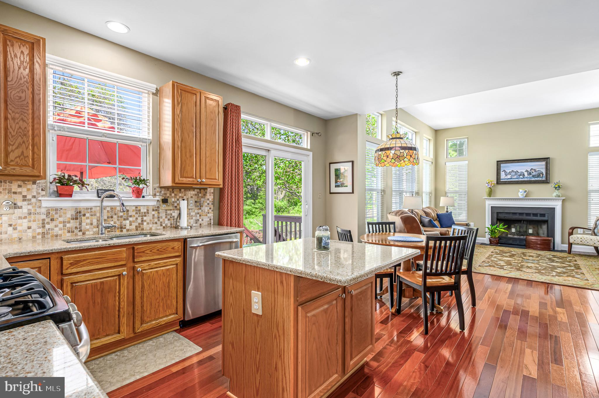 POTOMAC CROSSING - Residential