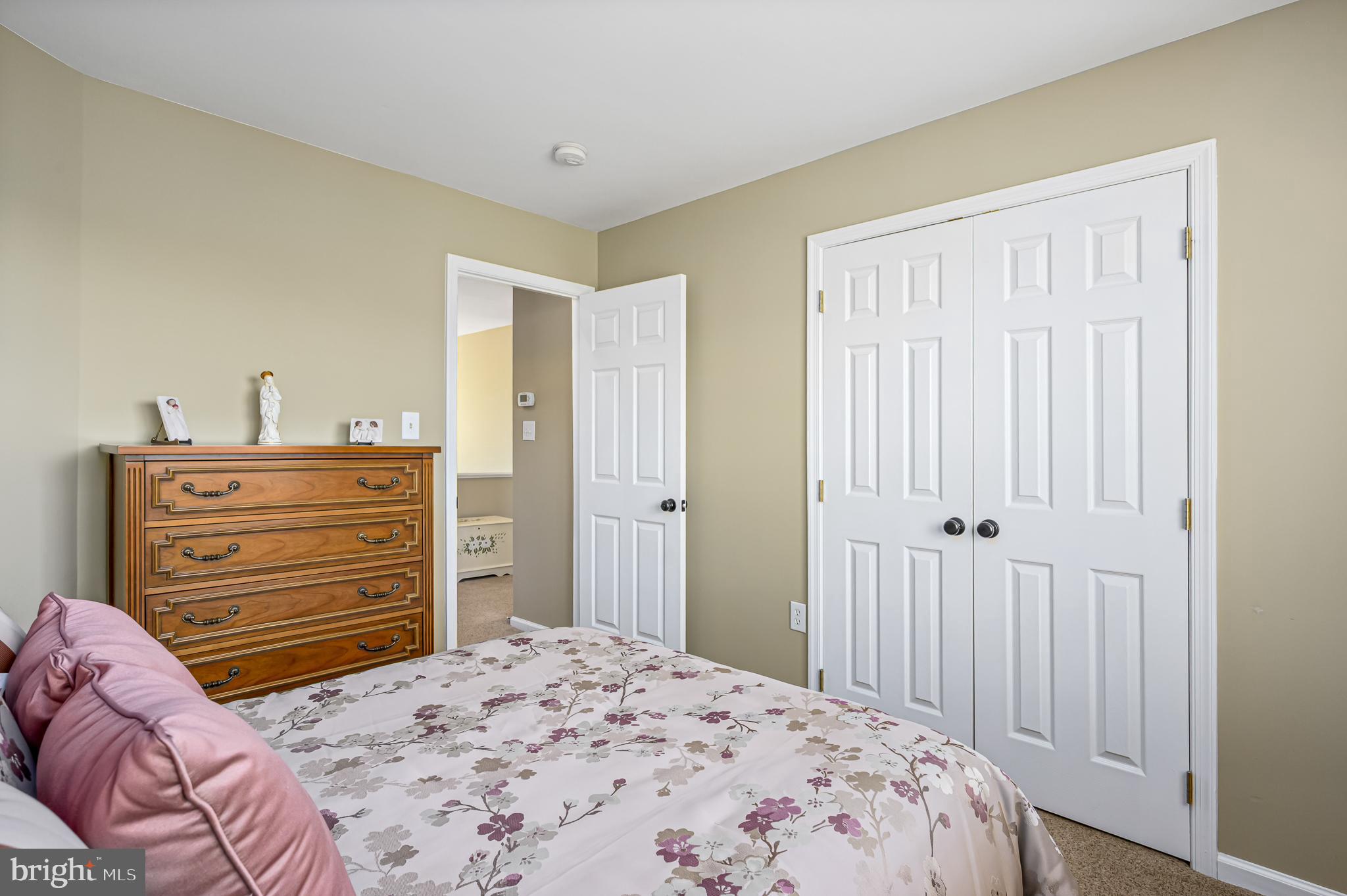 POTOMAC CROSSING - Residential