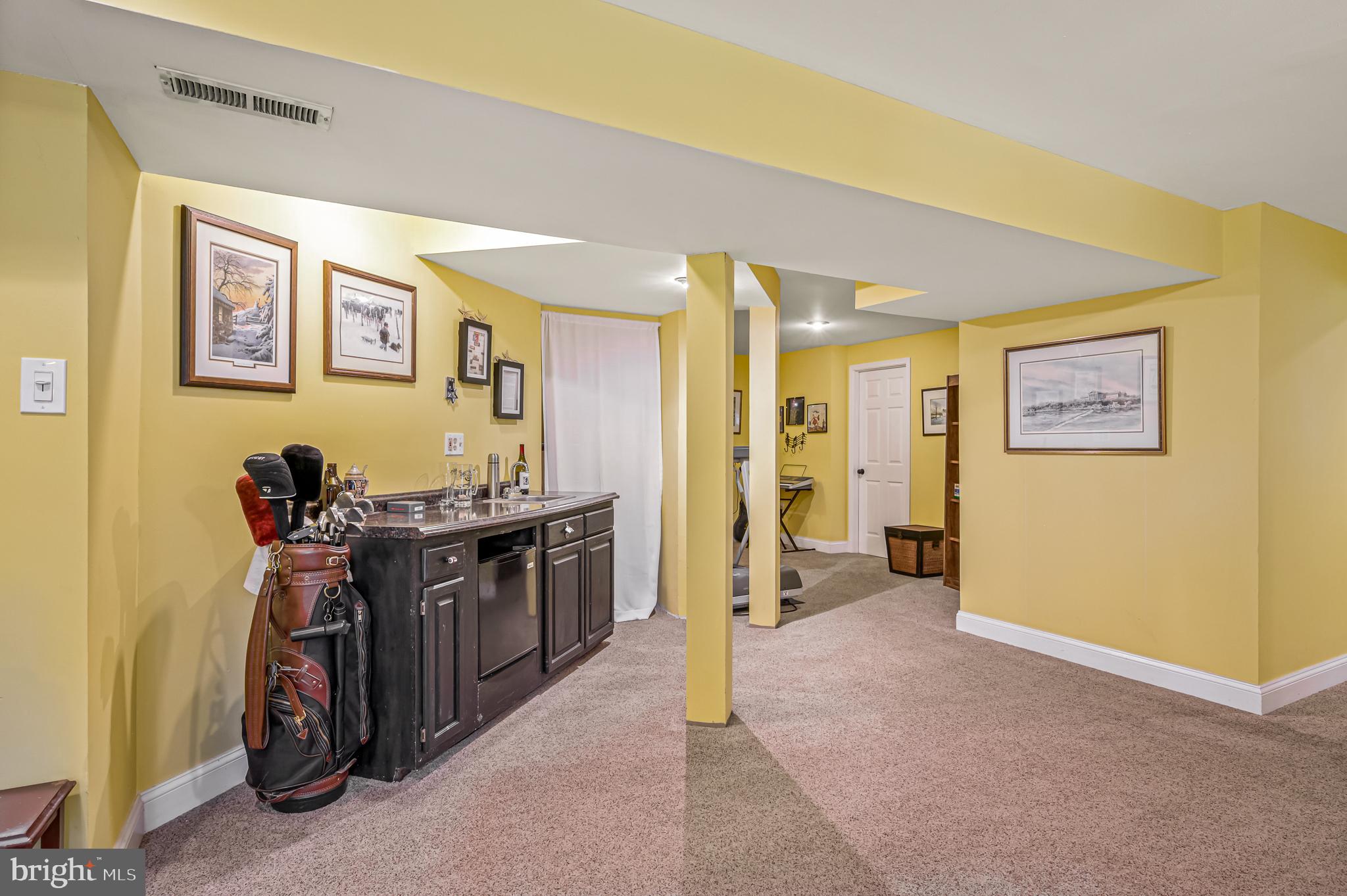 POTOMAC CROSSING - Residential