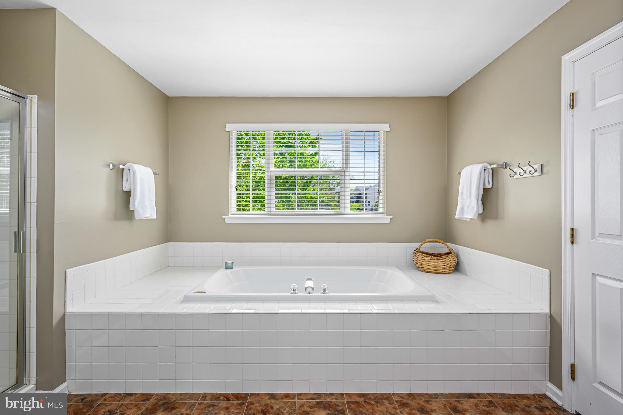 POTOMAC CROSSING - Residential