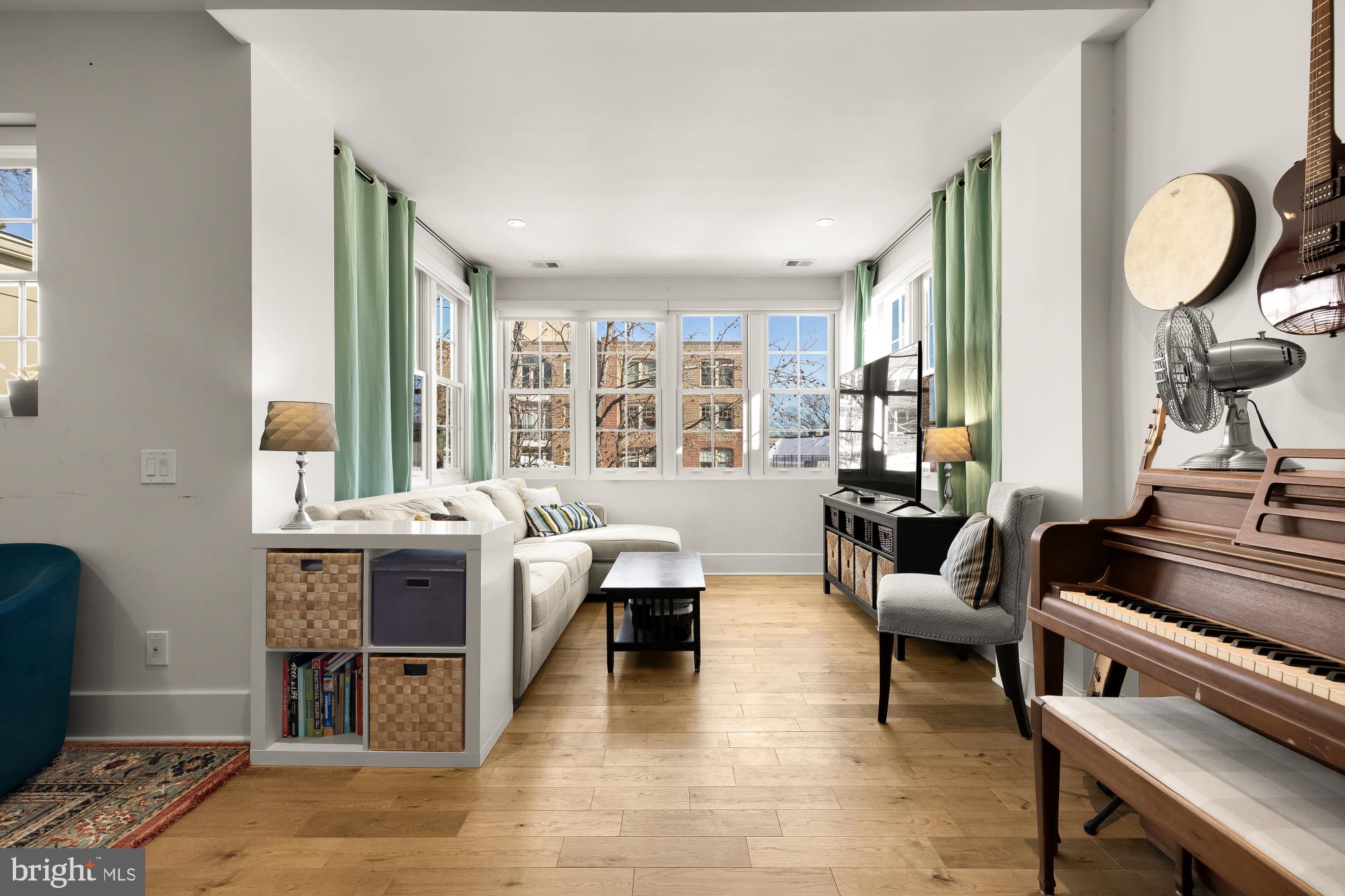 2926 PORTER STREET NW 306