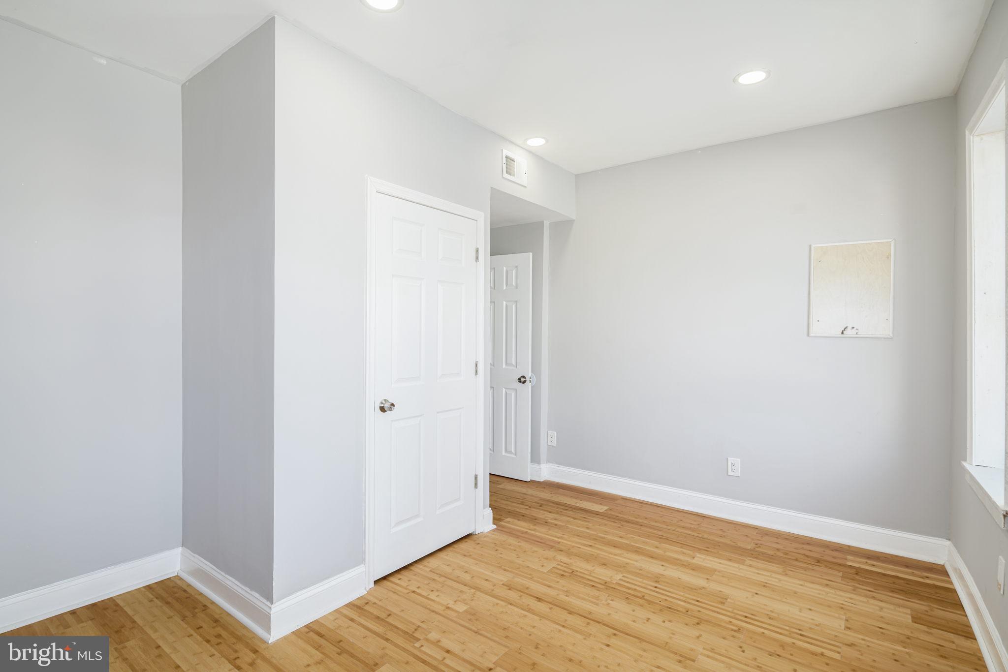 PHILADELPHIA (NORTHEAST) - Residential Income