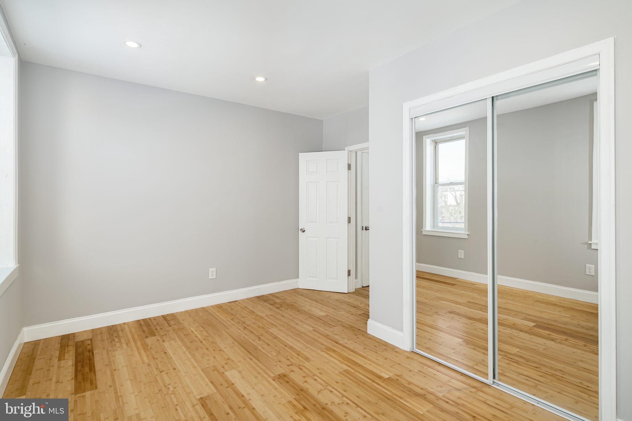 PHILADELPHIA (NORTHEAST) - Residential Income