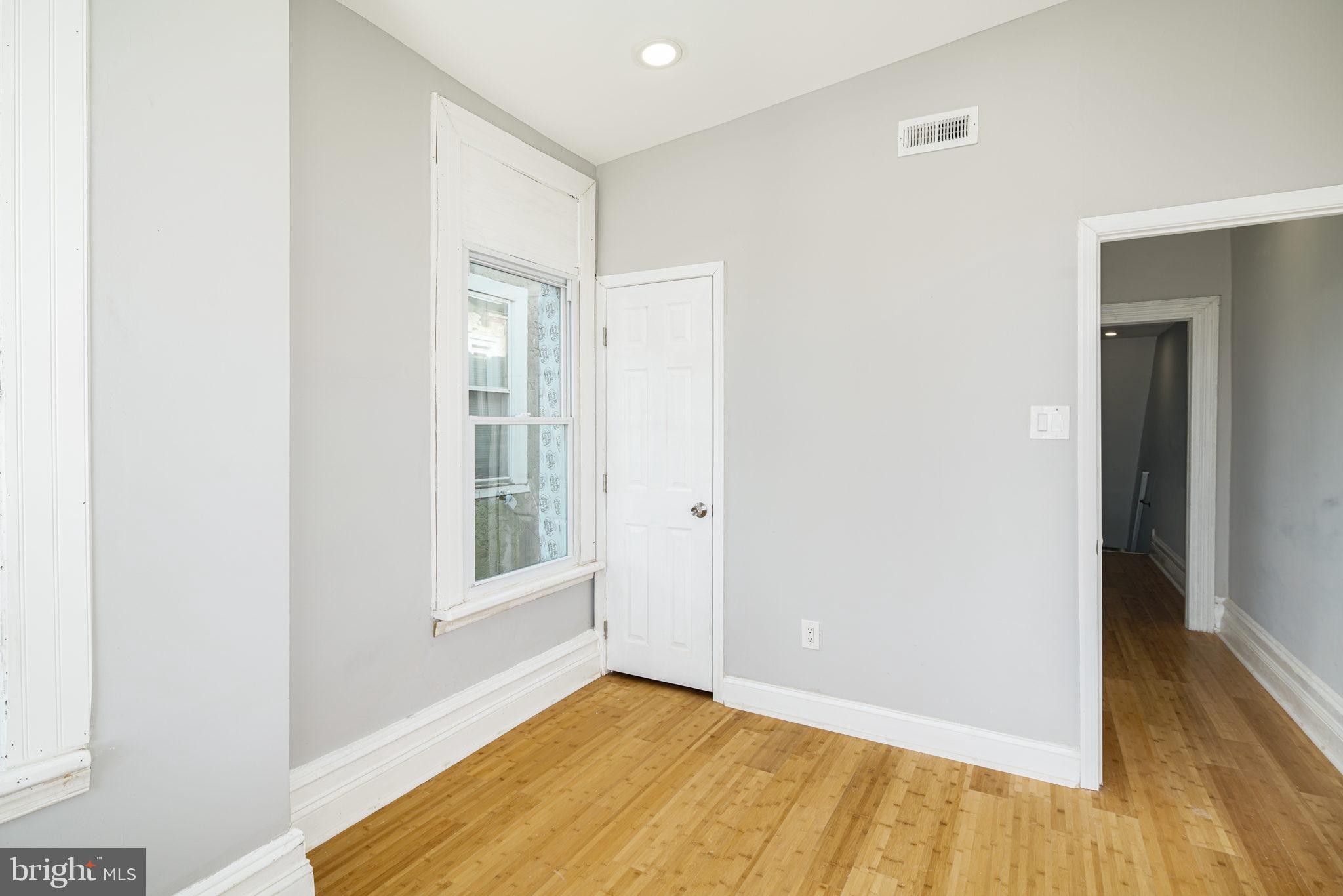 PHILADELPHIA (NORTHEAST) - Residential Income