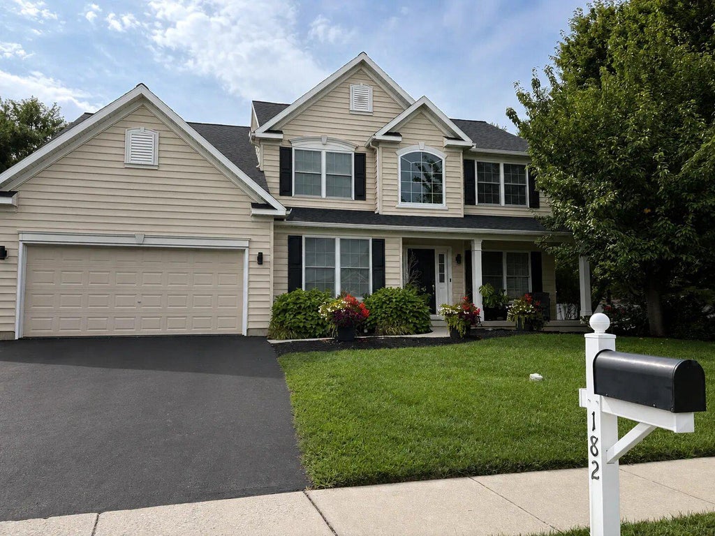 Photo of 182 Pickwick Circle, PALMYRA, PA 17078 (MLS # PALN2028066)