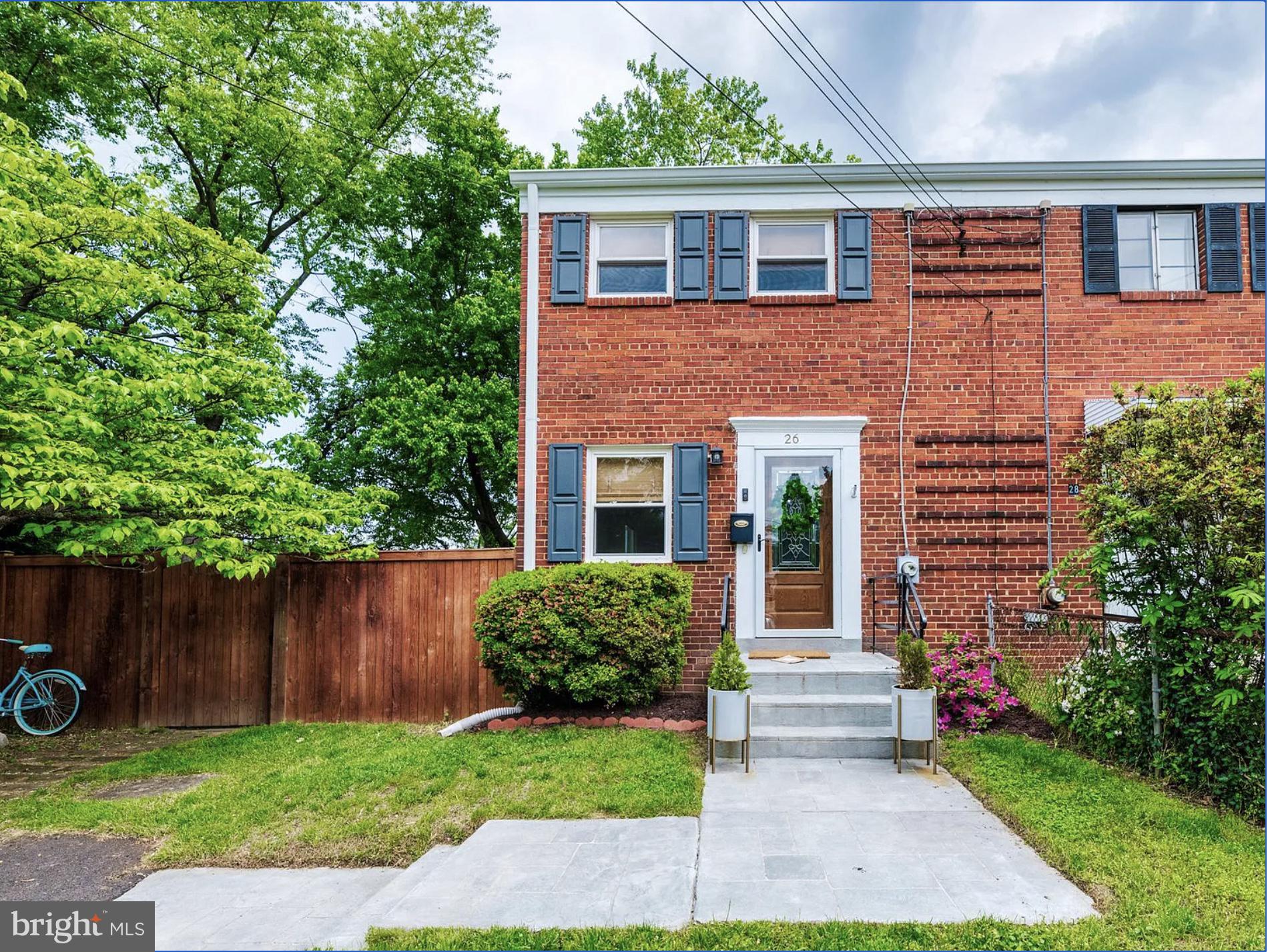 26 UNDERWOOD PLACE