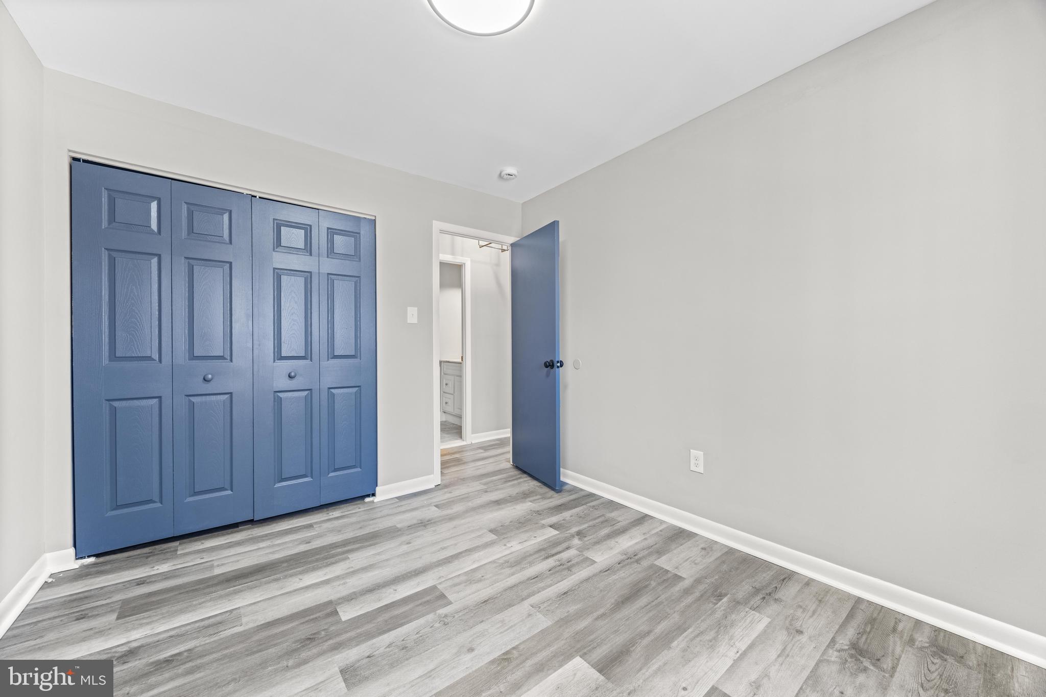 THE HUNTSMAN CONDOMINIUM - Residential Lease