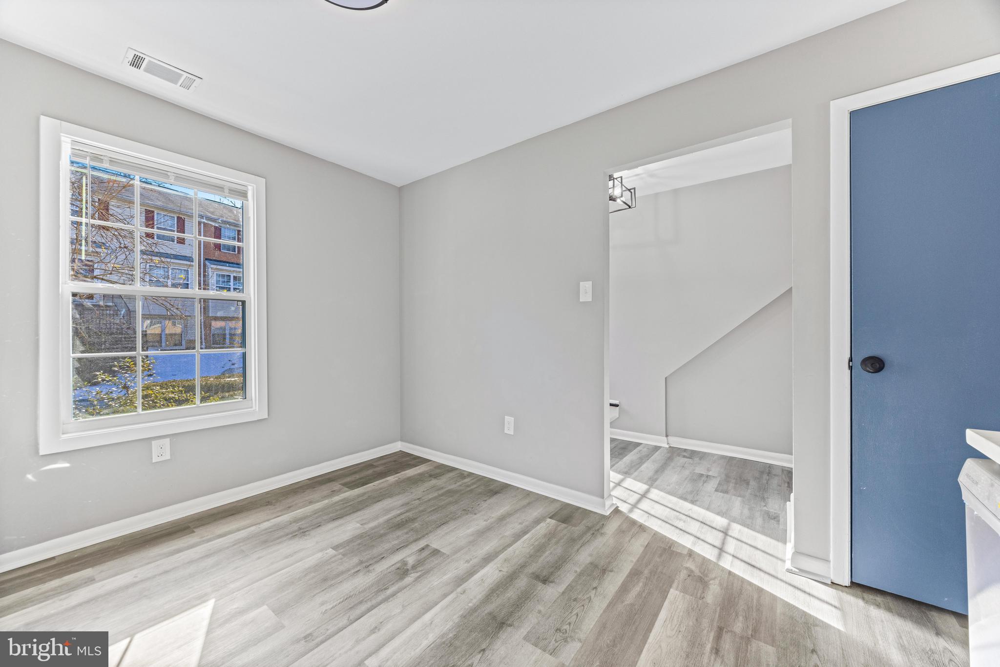 THE HUNTSMAN CONDOMINIUM - Residential Lease